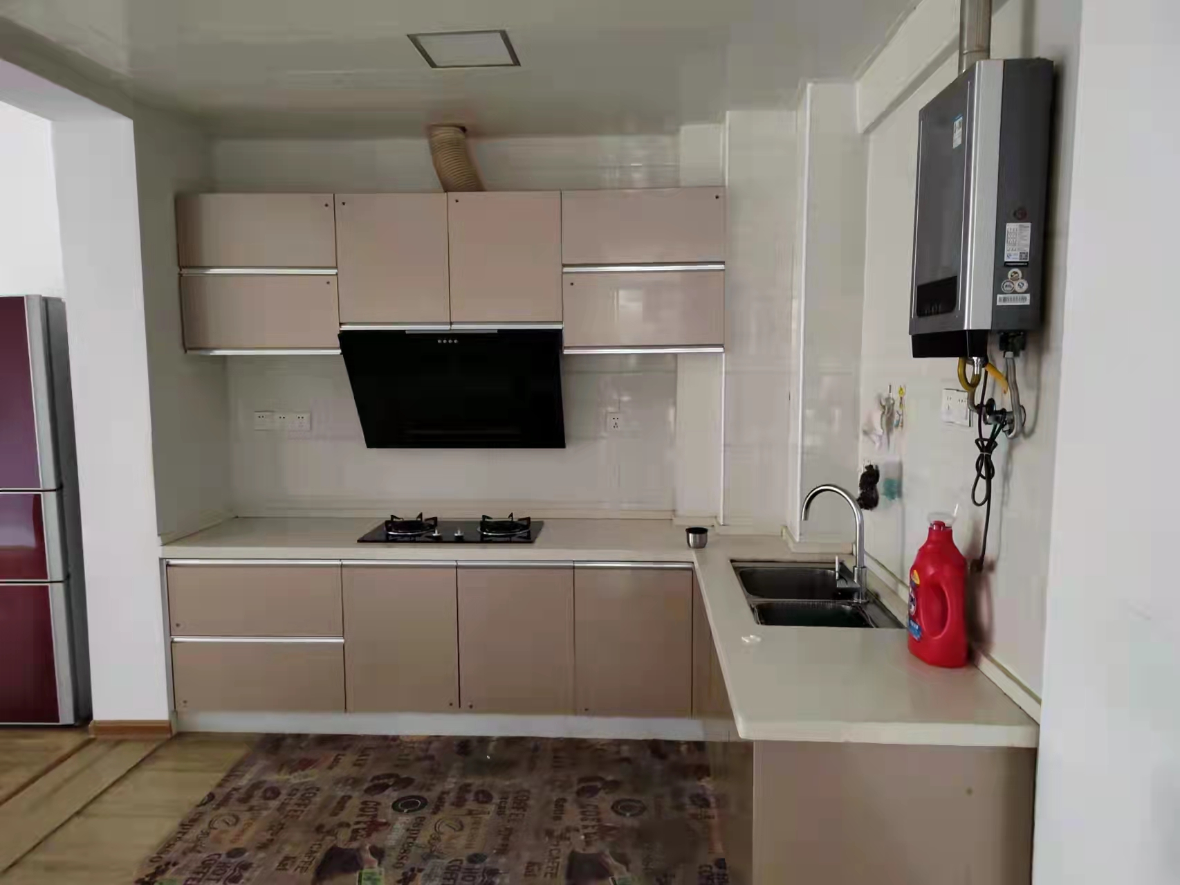 雄森国际 2室2厅1卫 2200.0元/月 雄森国际 2室2厅1卫 2200.0元/月室内图