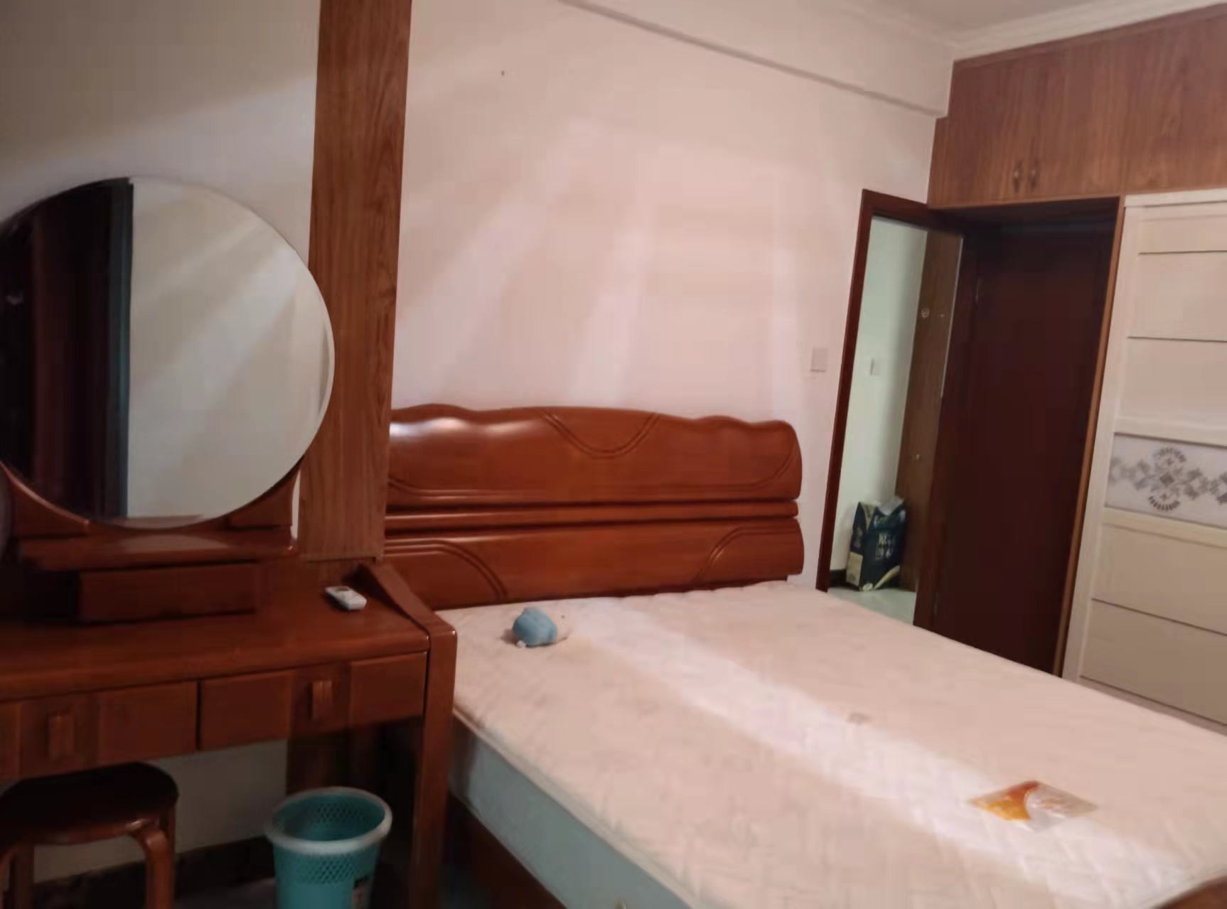 万科魅力之城  2室1厅1卫    2000.0元/月室内图