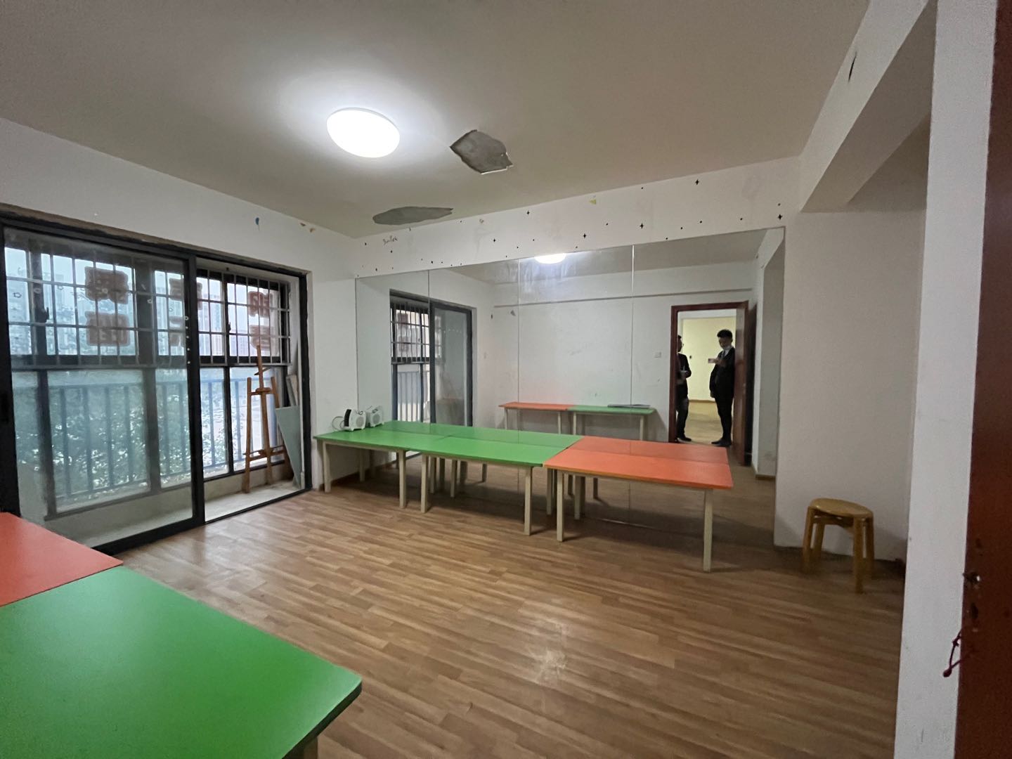 中建芙蓉嘉苑  3室2厅1卫   2300.00元/月室内图1