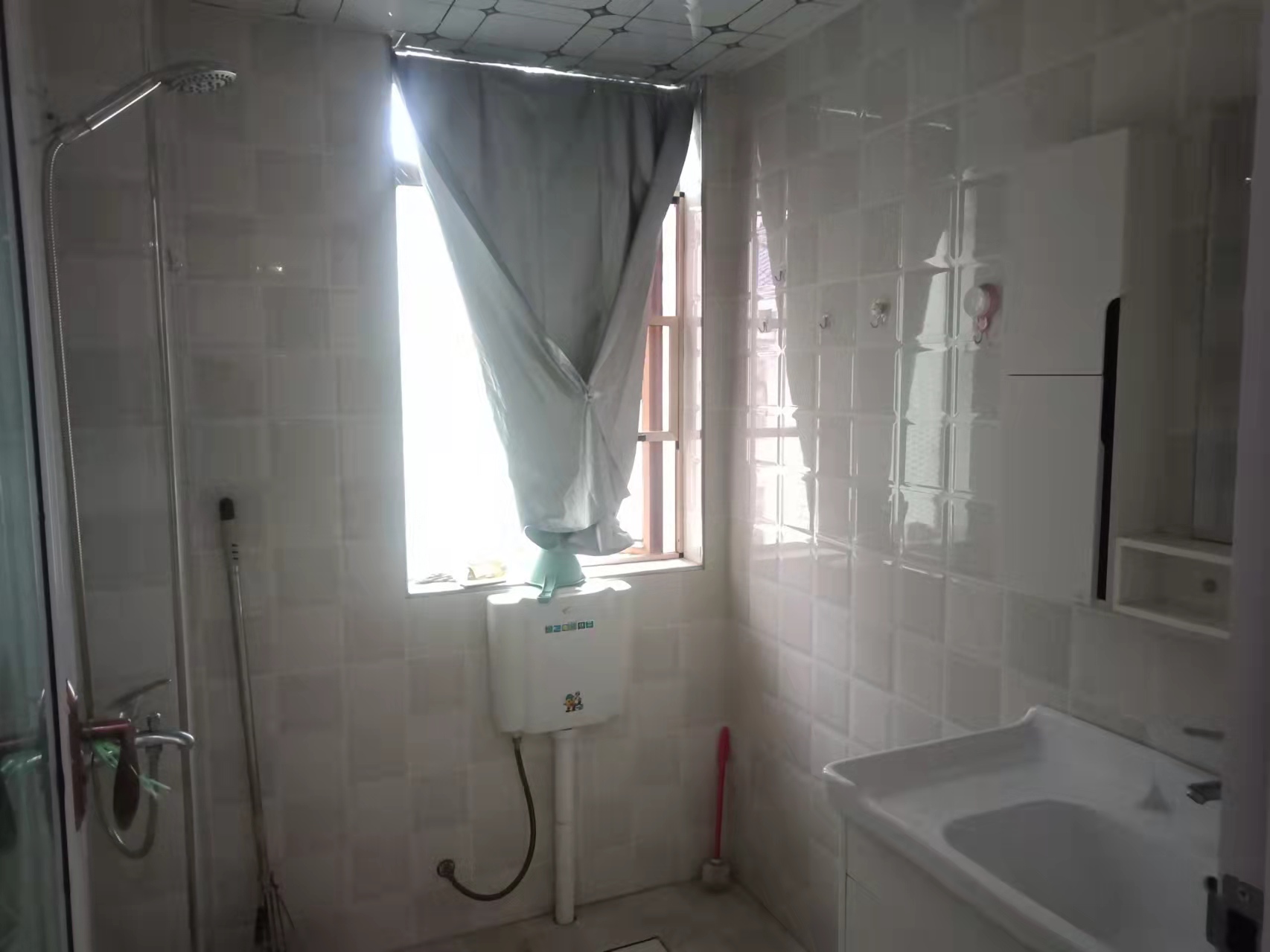 湘水明珠 3室1厅1卫 2200.0元/月 湘水明珠 3室1厅1卫 2200.0元/月室内图