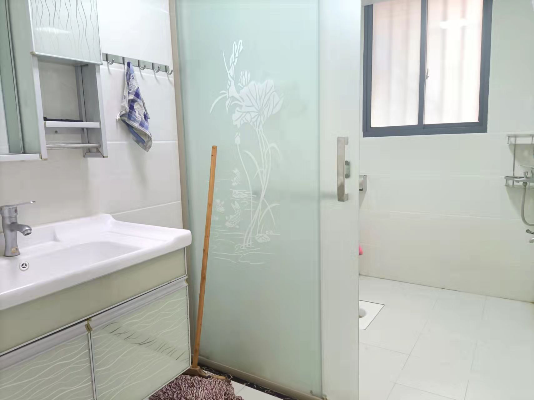 金柘北区 3室2厅1卫 1300.0元/月 金柘北区 3室2厅1卫 1300.0元/月室内图