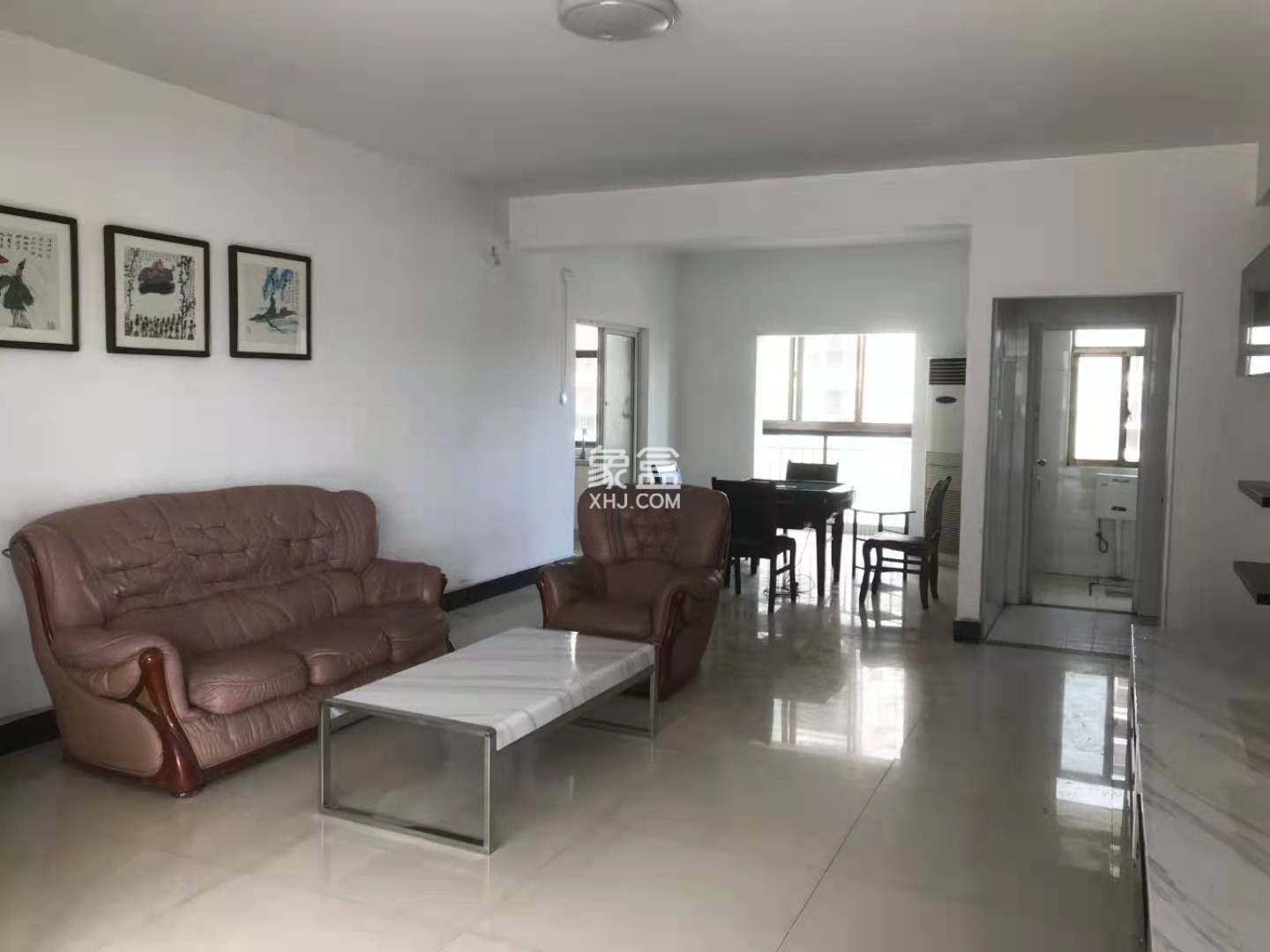 广电记者公寓 4室2厅2卫 2600.0元/月 广电记者公寓 4室2厅2卫 2600.0元/月室内图