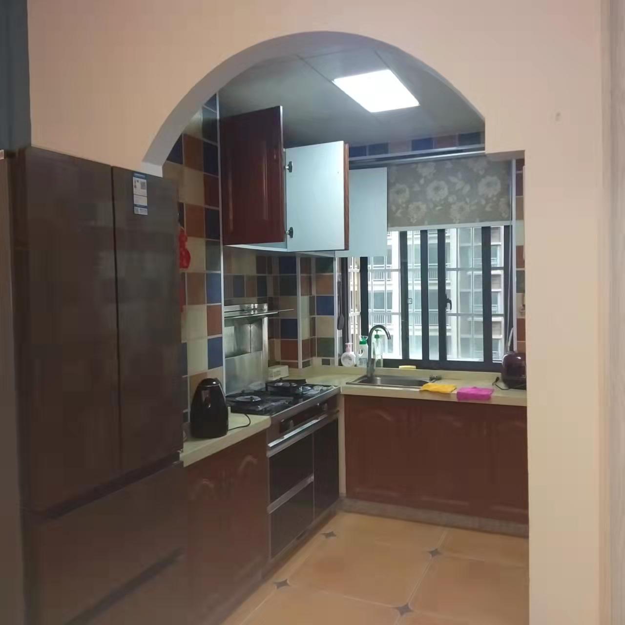 污水处理厂家属区  1室1厅1卫    1500.0元/月 污水处理厂家属区  1室1厅1卫    1500.0元/月室内图