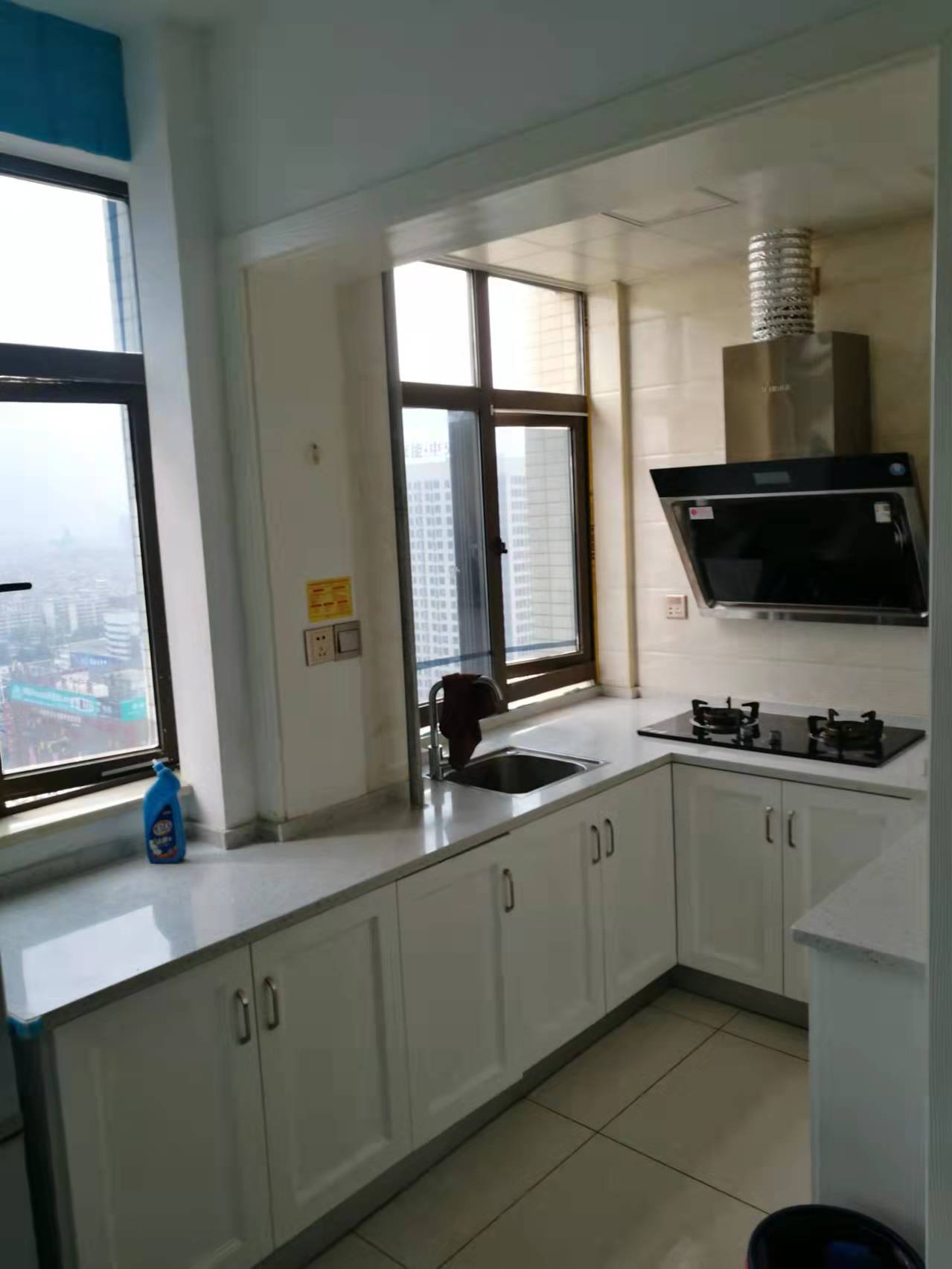 宏安大厦 1室1厅1卫 1600.0元/月 宏安大厦 1室1厅1卫 1600.0元/月室内图