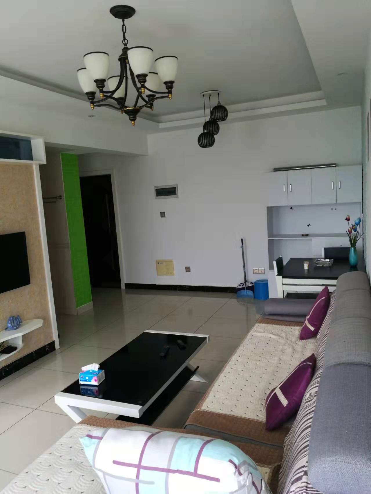 宏安大厦 1室1厅1卫 1600.0元/月 宏安大厦 1室1厅1卫 1600.0元/月室内图