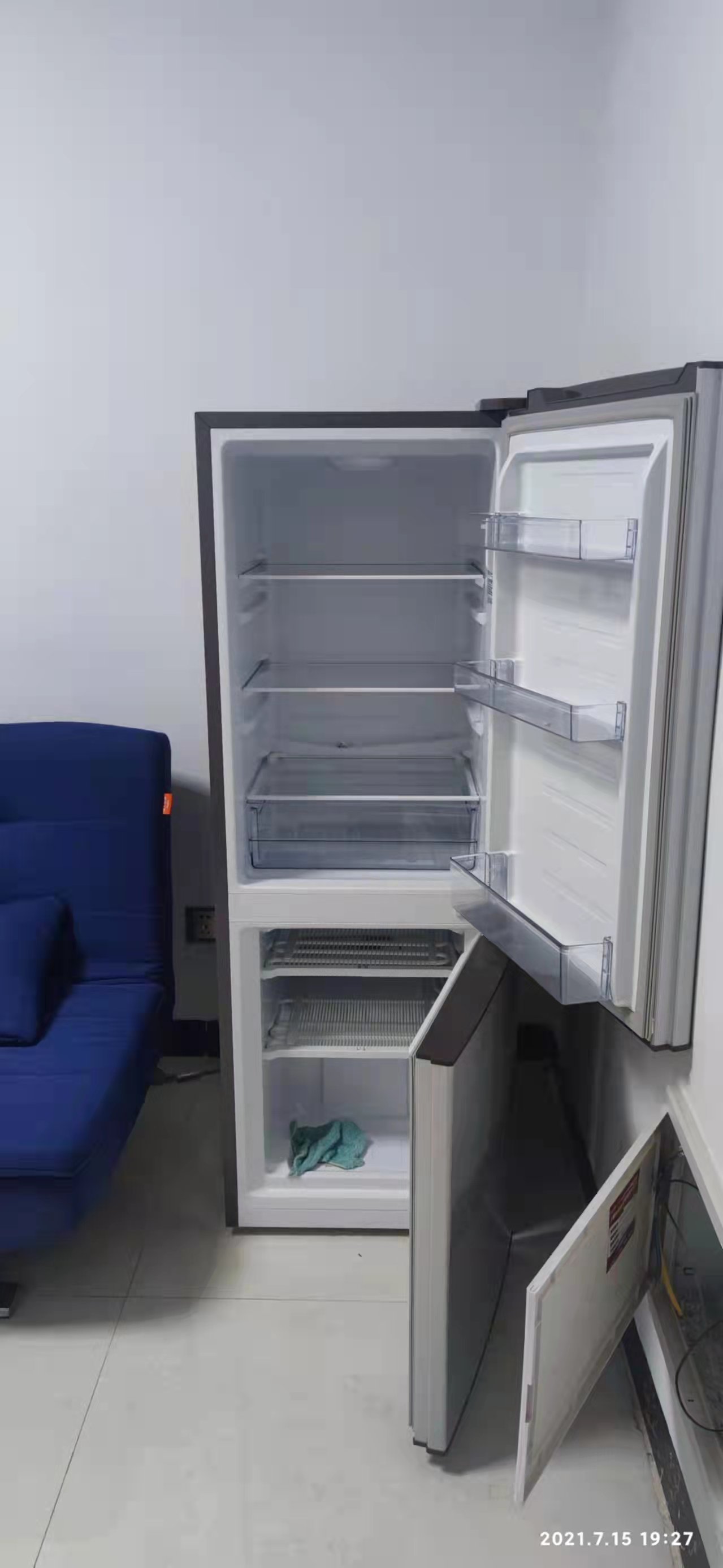 万籁酒店  1室1厅1卫    1100.0元/月 万籁酒店  1室1厅1卫    1100.0元/月室内图