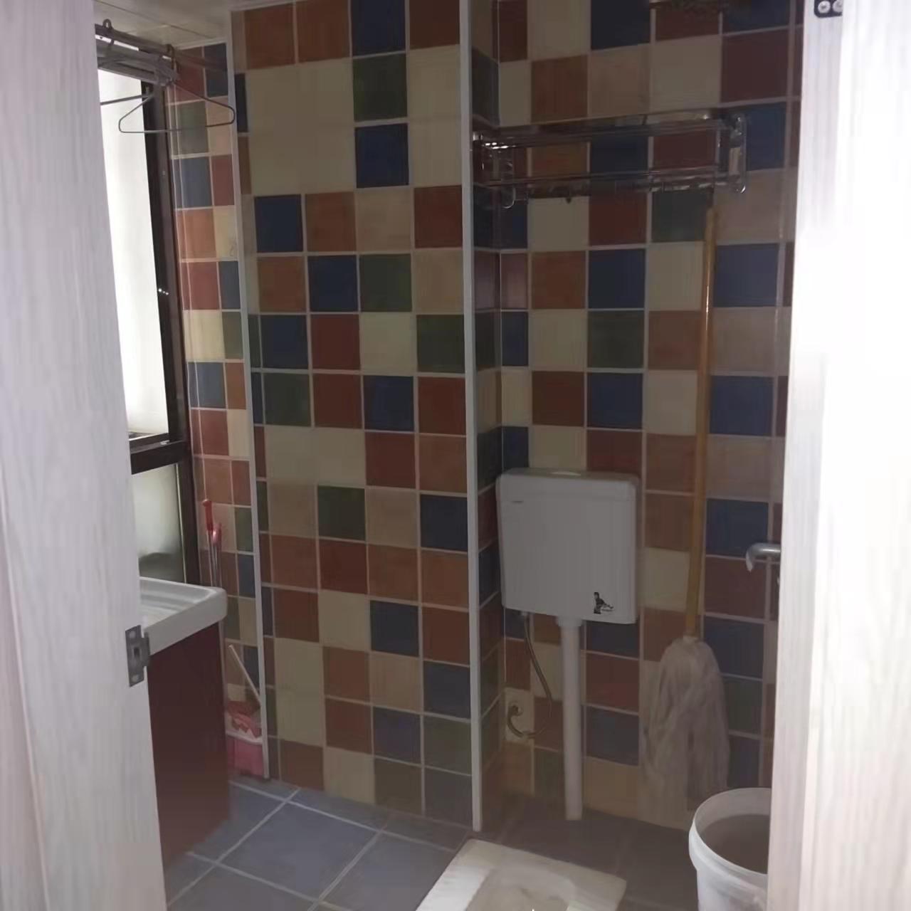 污水处理厂家属区  1室1厅1卫    1500.0元/月 污水处理厂家属区  1室1厅1卫    1500.0元/月室内图