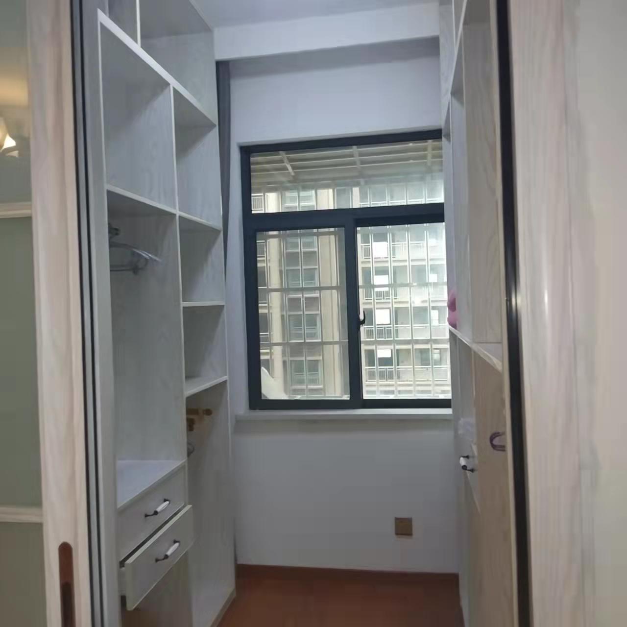 污水处理厂家属区  1室1厅1卫    1500.0元/月 污水处理厂家属区  1室1厅1卫    1500.0元/月室内图