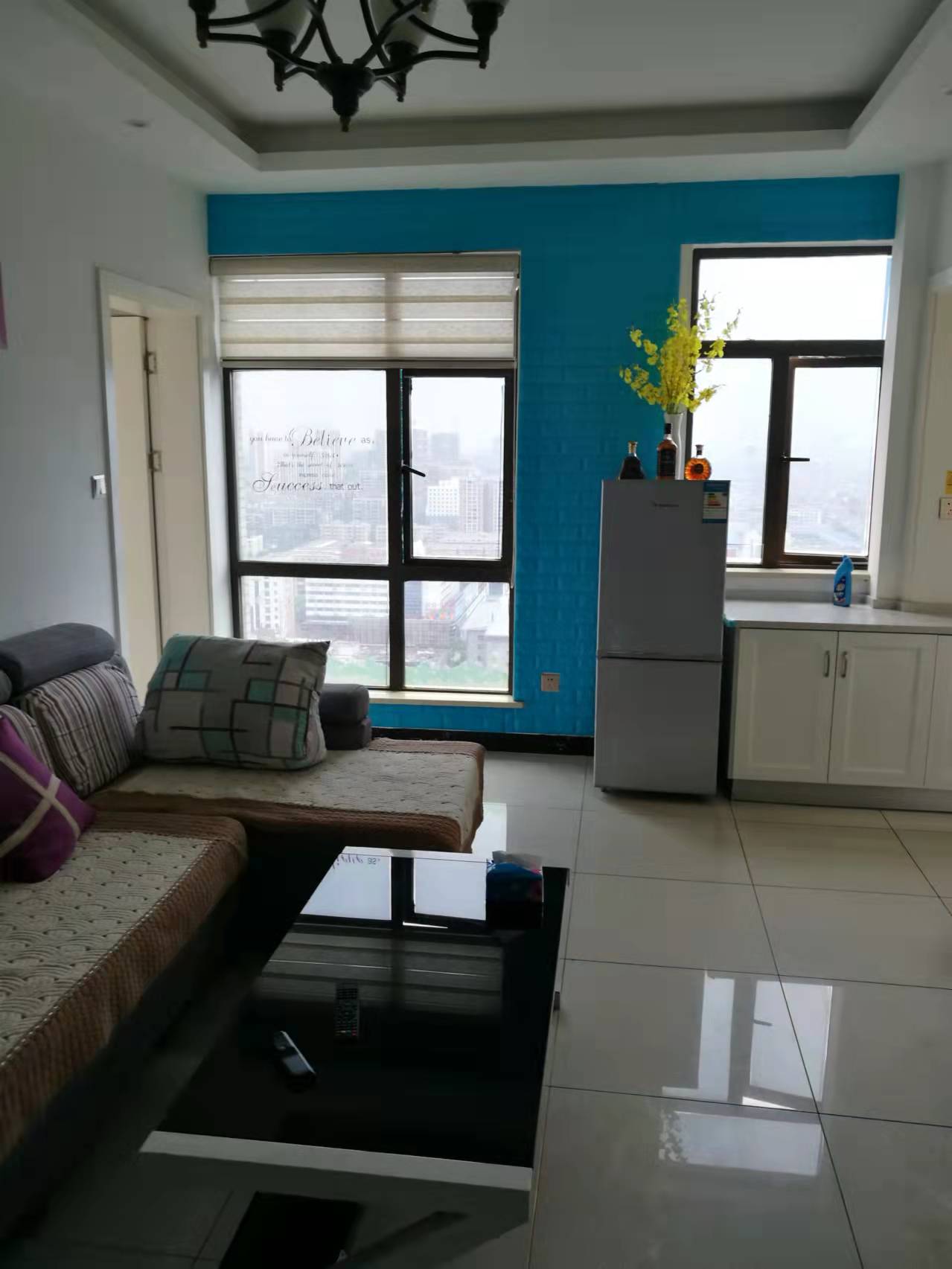 宏安大厦 1室1厅1卫 1600.0元/月 宏安大厦 1室1厅1卫 1600.0元/月室内图