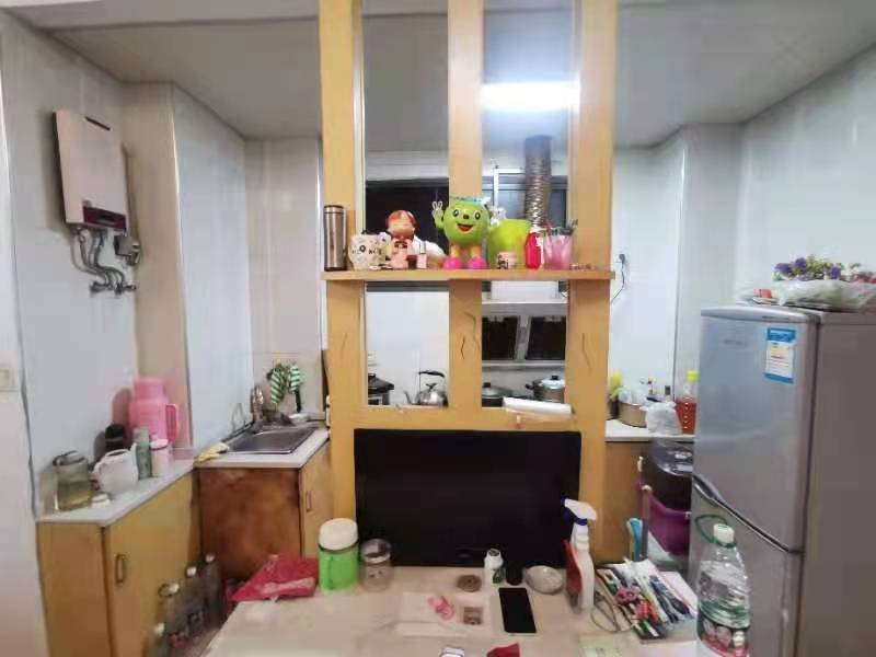 金域半岛 2室1厅1卫 38.0万 金域半岛 2室1厅1卫 38.0万客厅