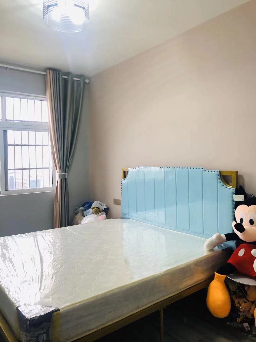 枫溪城  3室2厅1卫    66.0万 枫溪城  3室2厅1卫    66.0万客厅