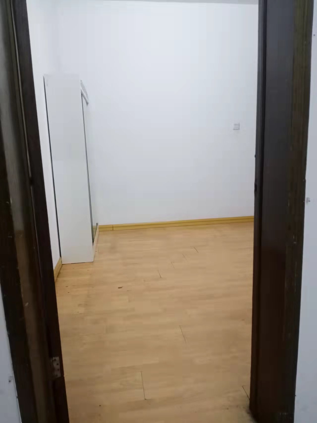 佳诚时代广场 2室1厅1卫 1500.0元/月 佳诚时代广场 2室1厅1卫 1500.0元/月室内图