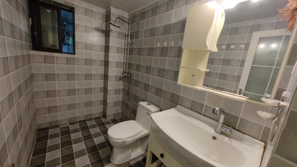 鑫苑鑫都汇南区  3室2厅1卫    2300.0元/月 鑫苑鑫都汇南区  3室2厅1卫    2300.0元/月室内图