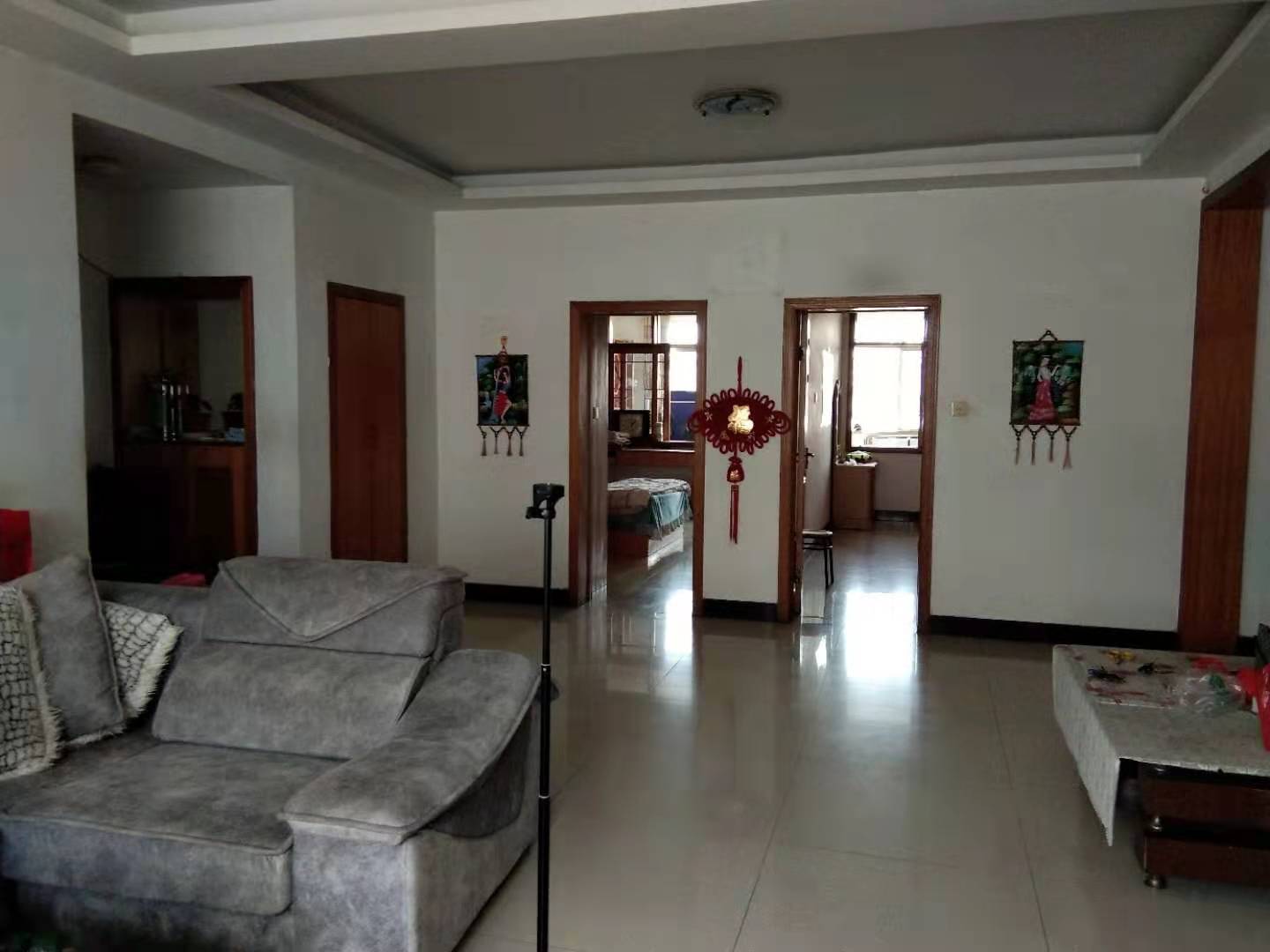 金谷市场  3室2厅2卫    75.8万 金谷市场  3室2厅2卫    75.8万客厅