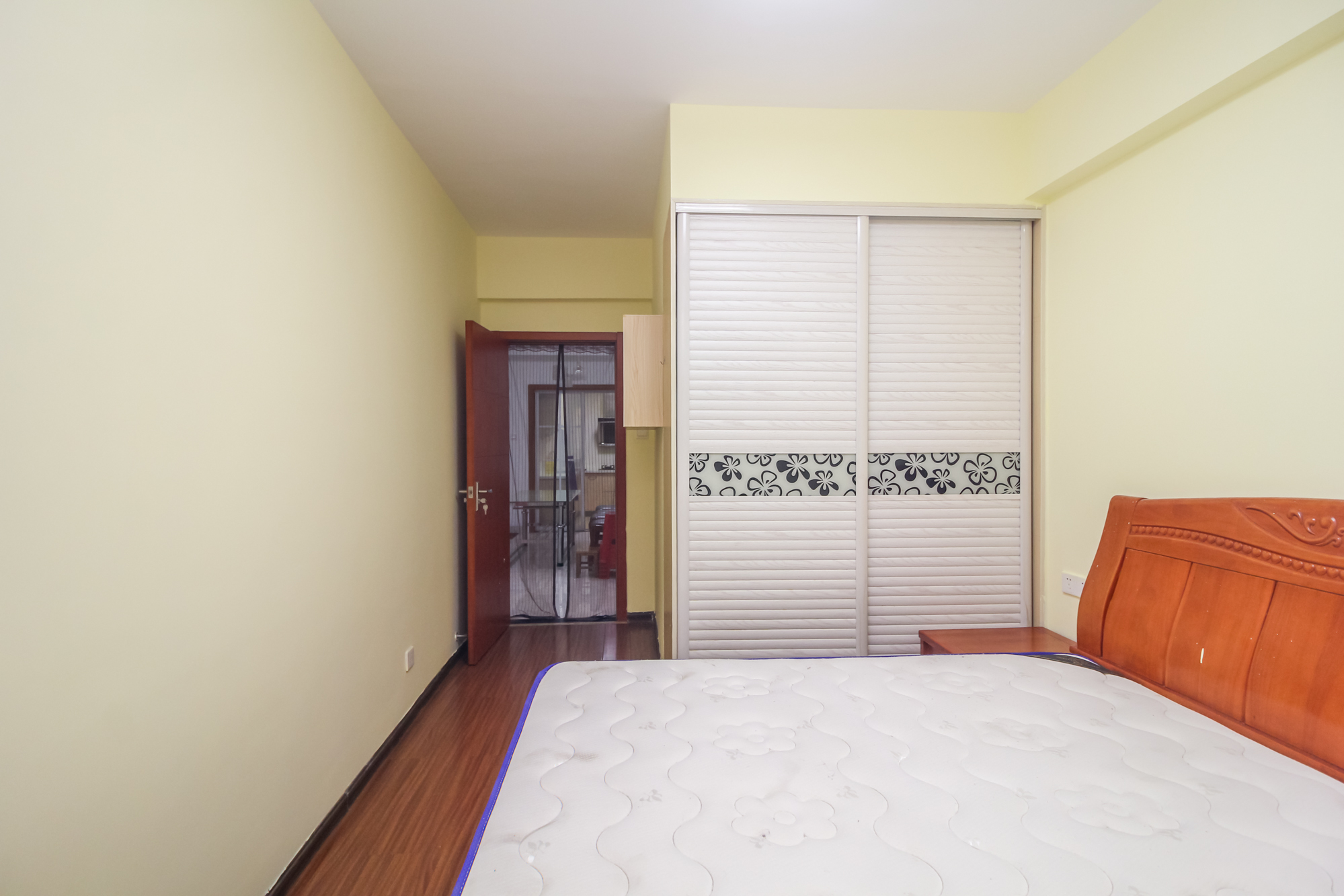 康桥长郡 3室2厅 93.80万 康桥长郡 3室2厅 93.80万主卧