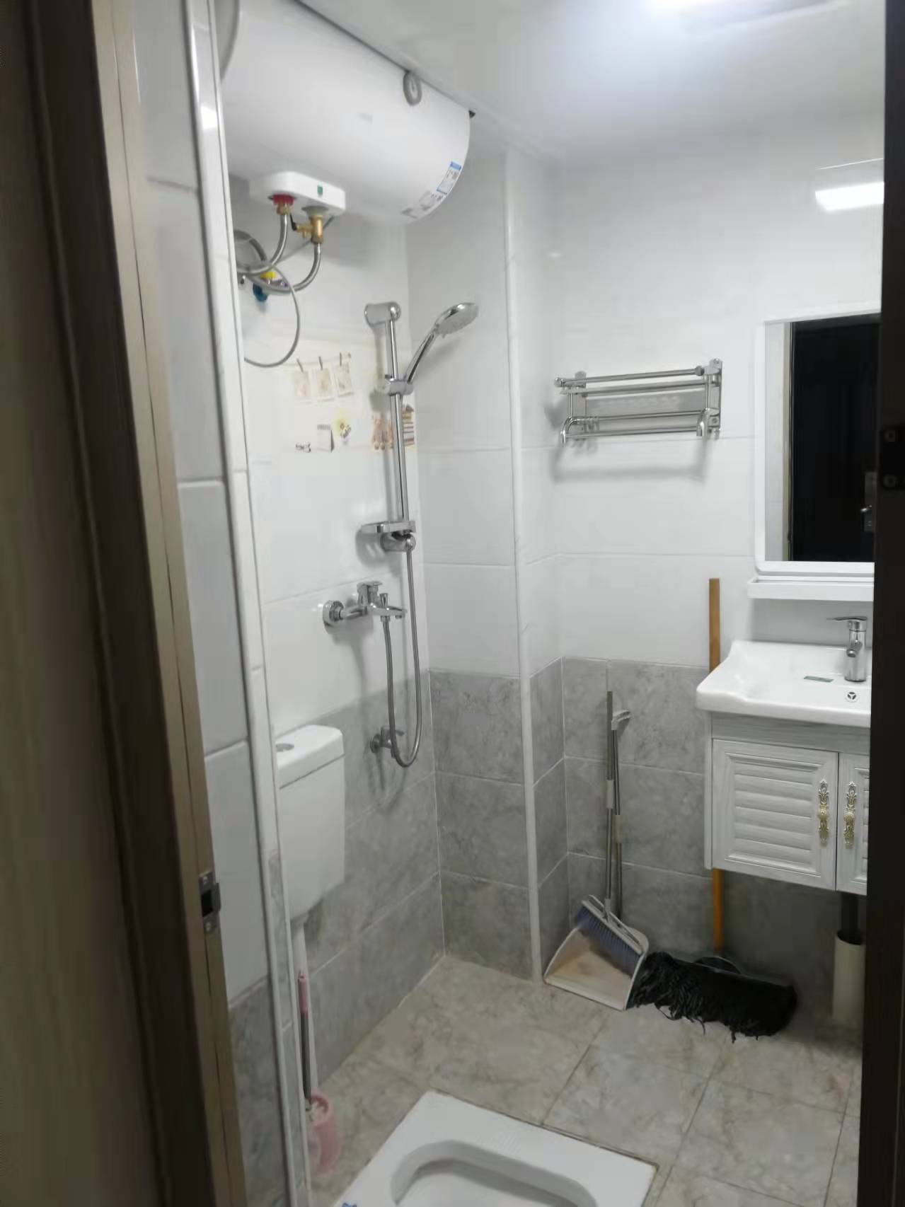 金泰嘉园 1室1厅1卫 1300.0元/月 金泰嘉园 1室1厅1卫 1300.0元/月室内图