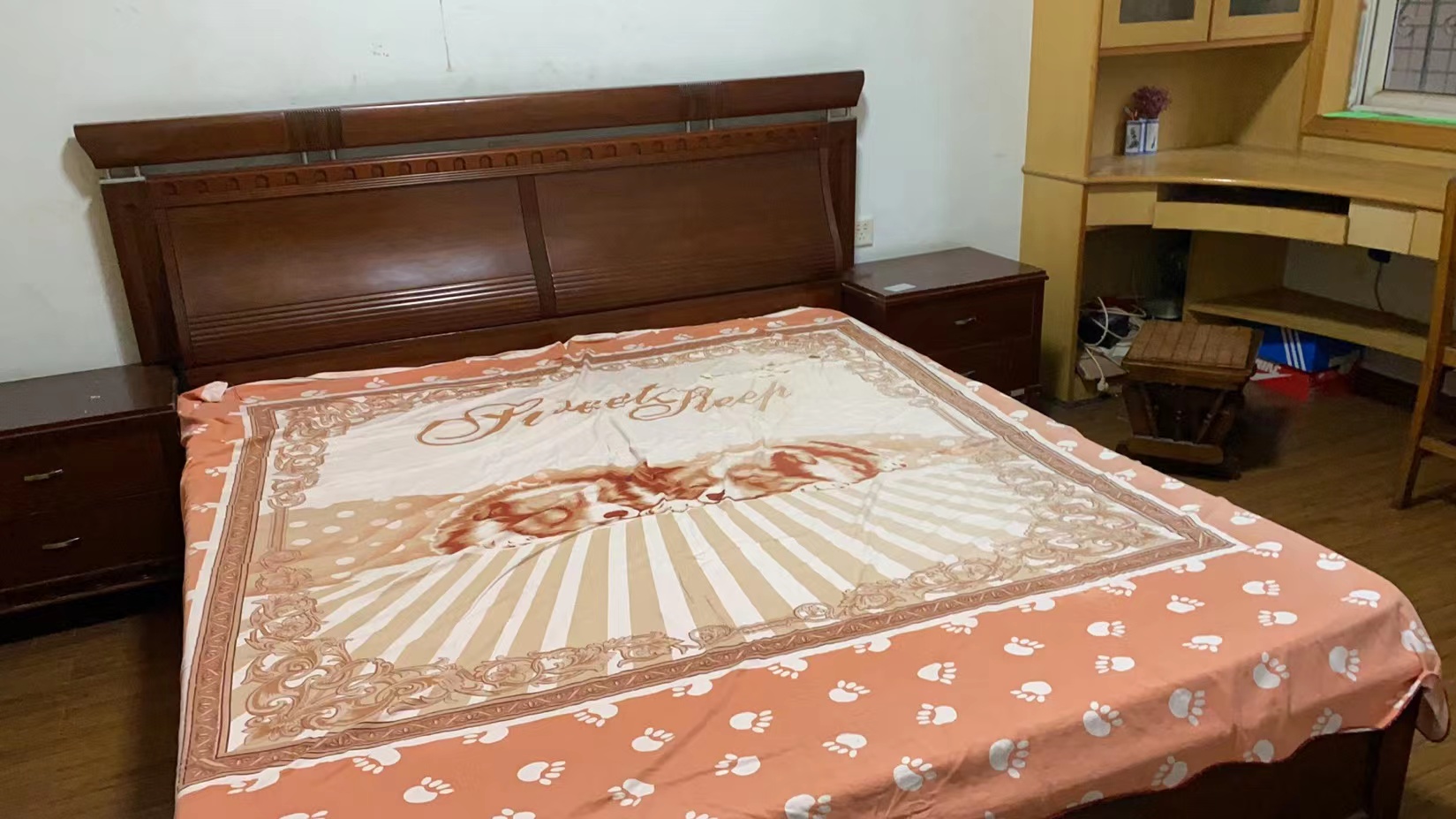 丰园小区 4室2厅2卫 1500.0元/月 丰园小区 4室2厅2卫 1500.0元/月室内图