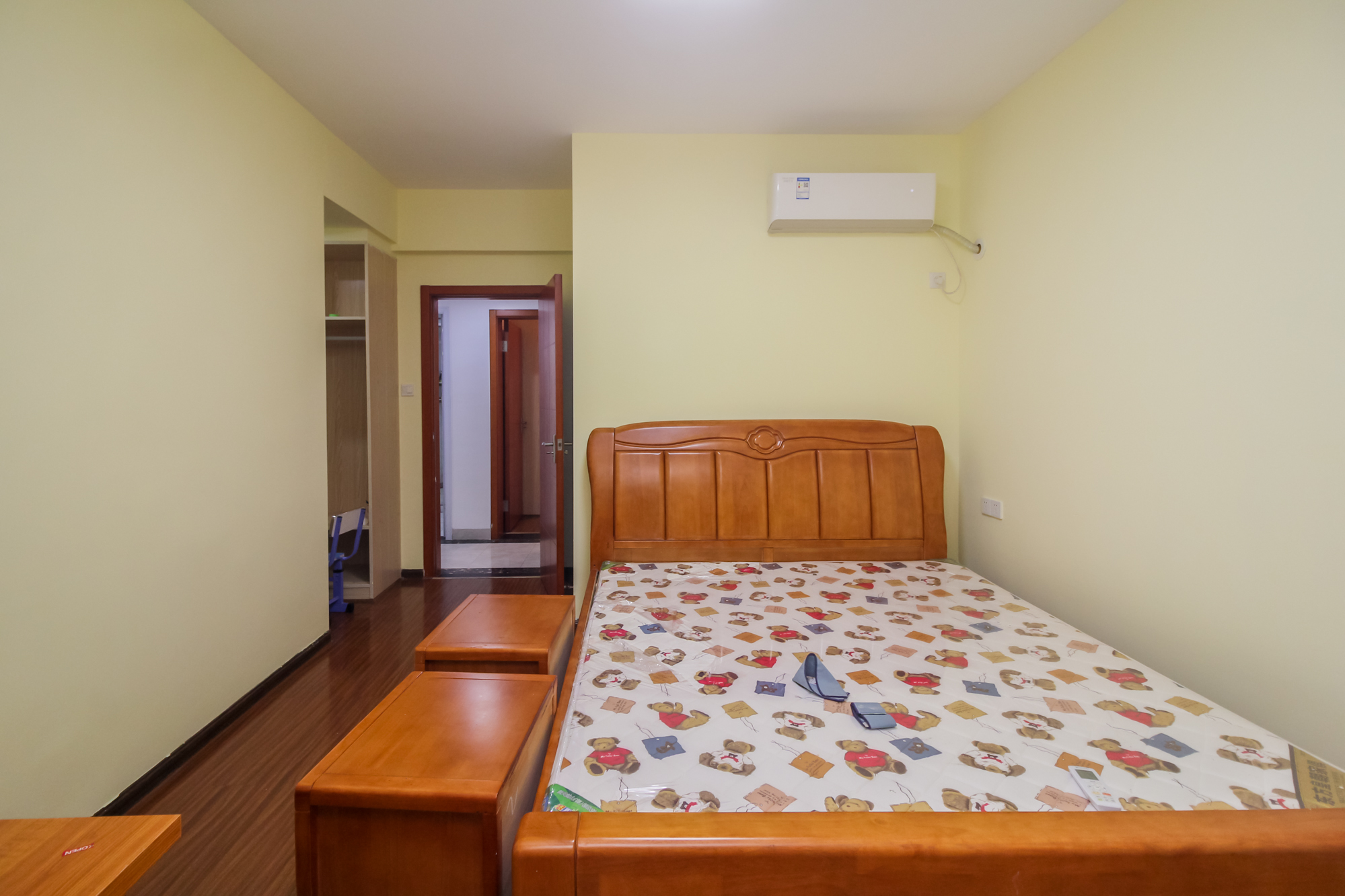 康桥长郡 3室2厅 93.80万 康桥长郡 3室2厅 93.80万卧室A