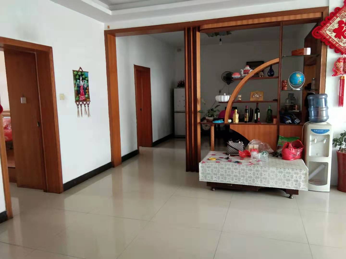 金谷市场  3室2厅2卫    75.8万 金谷市场  3室2厅2卫    75.8万客厅