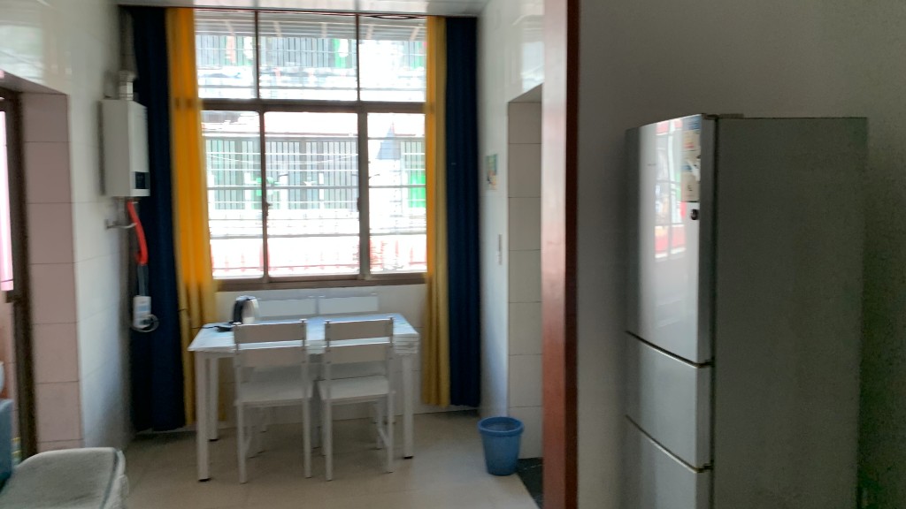 兴旺小区 2室2厅1卫 1200.0元/月 兴旺小区 2室2厅1卫 1200.0元/月室内图