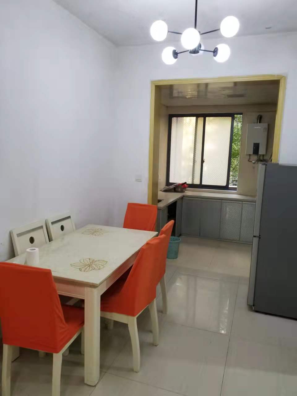 尚书房 3室2厅1卫 1500.0元/月 尚书房 3室2厅1卫 1500.0元/月室内图