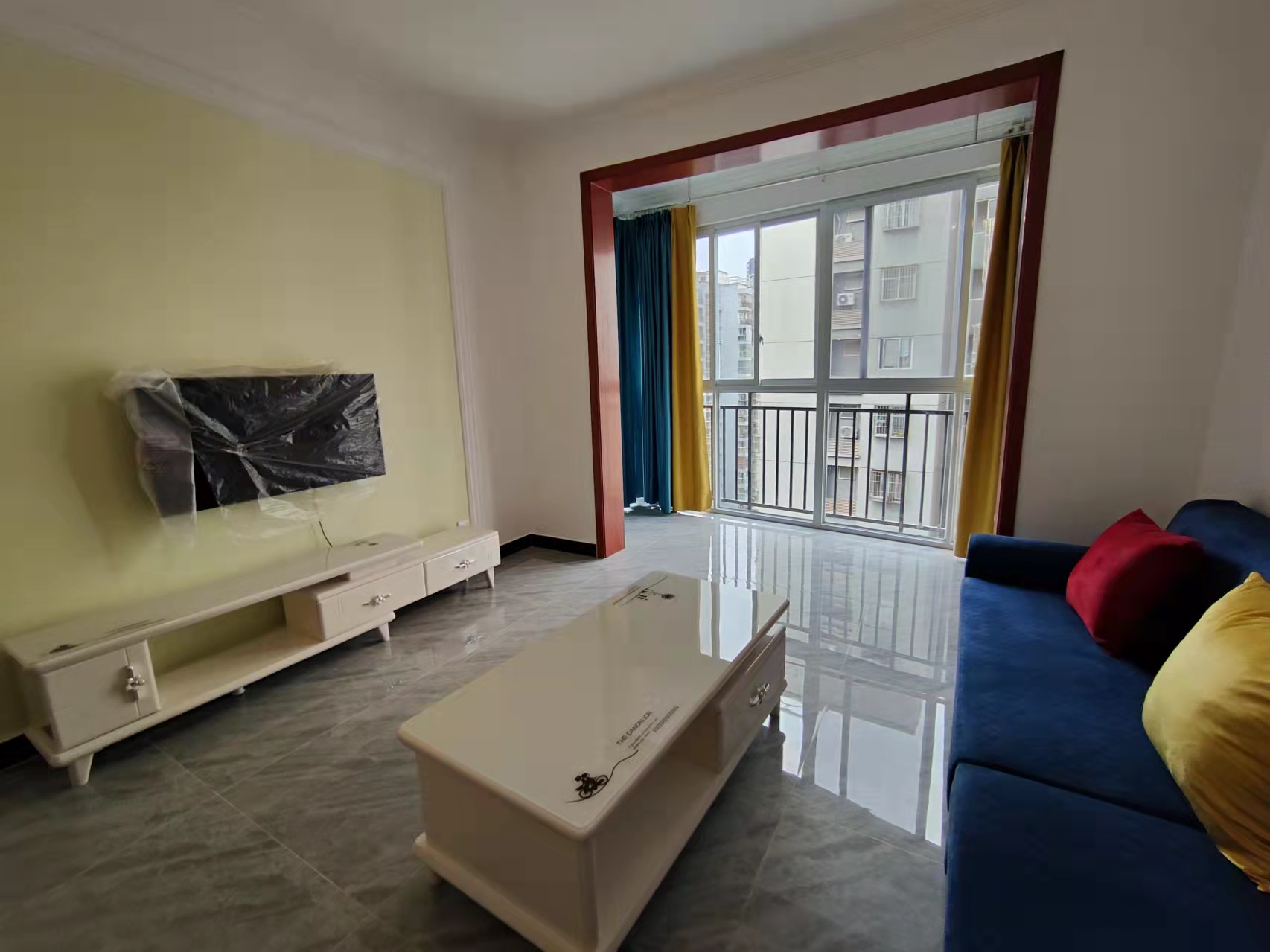 长顺家园 1室1厅1卫 1900.00元/月 长顺家园 1室1厅1卫 1900.00元/月室内图