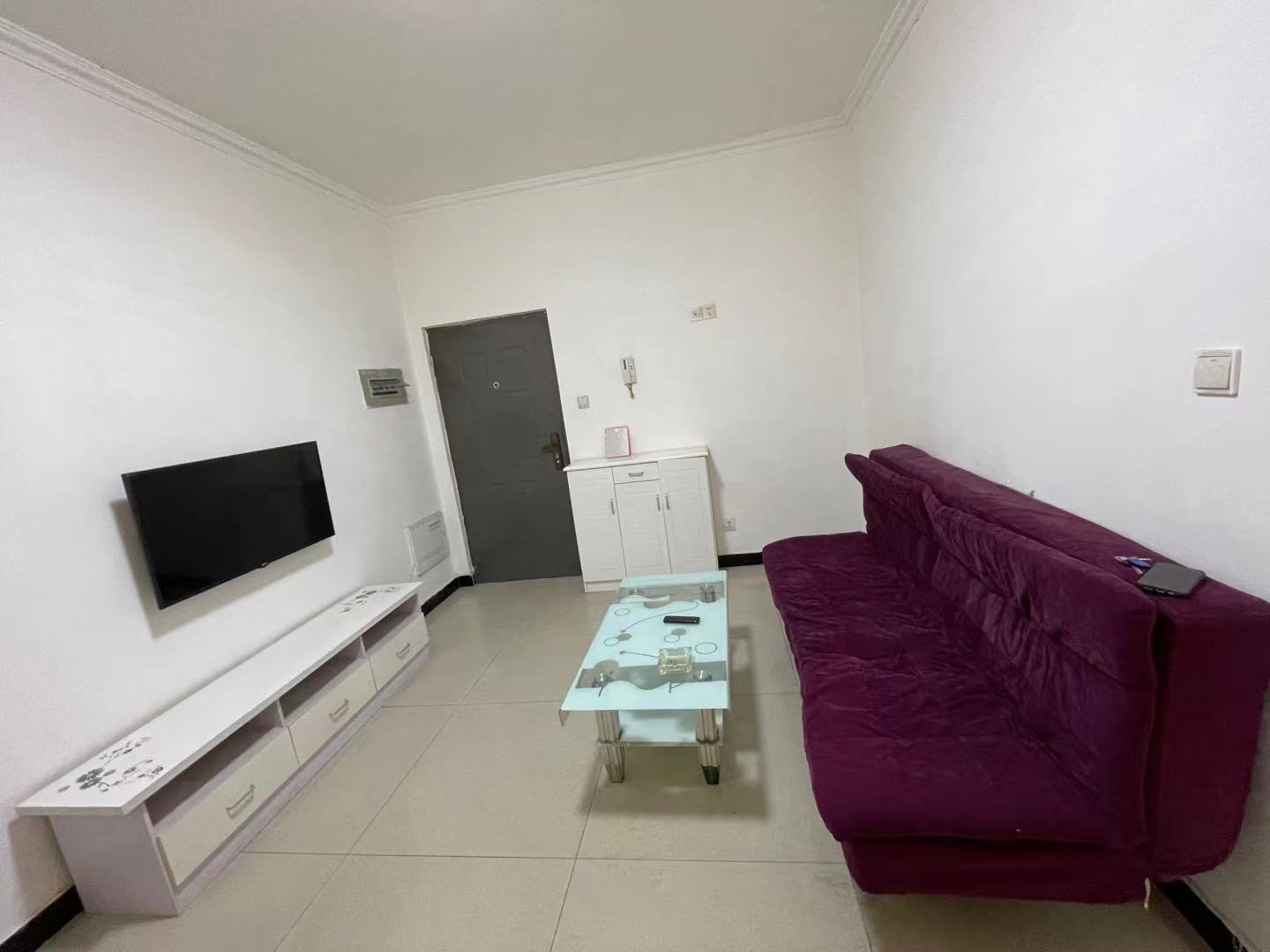 南湖锦苑 1室1厅1卫 1600.0元/月 南湖锦苑 1室1厅1卫 1600.0元/月室内图