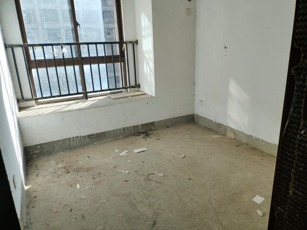 湖灣世景  3室2廳1衛(wèi)   1500.00元/月室內(nèi)圖