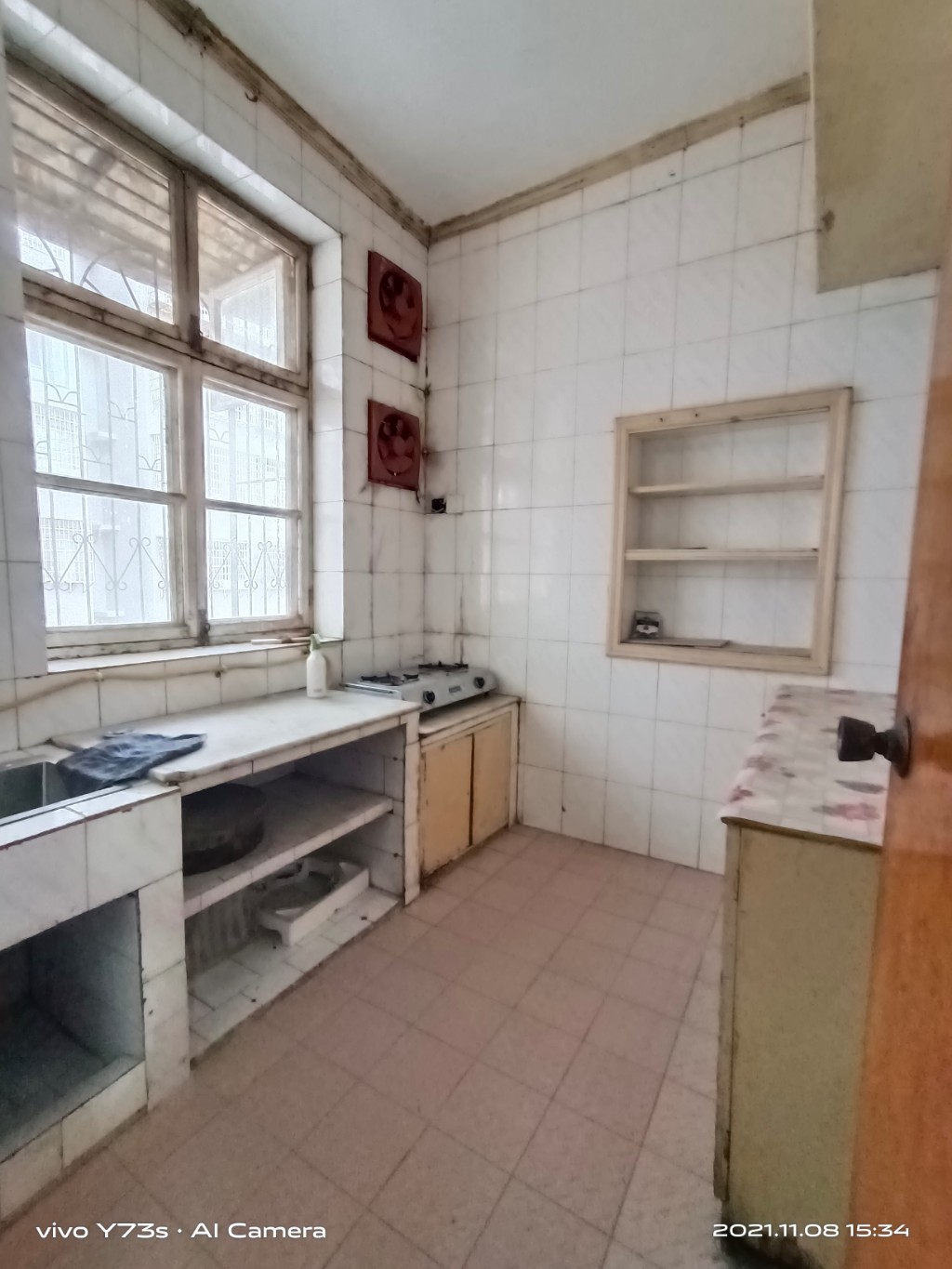 新华书店家属楼 3室2厅1卫 67.0万 新华书店家属楼 3室2厅1卫 67.0万厨房