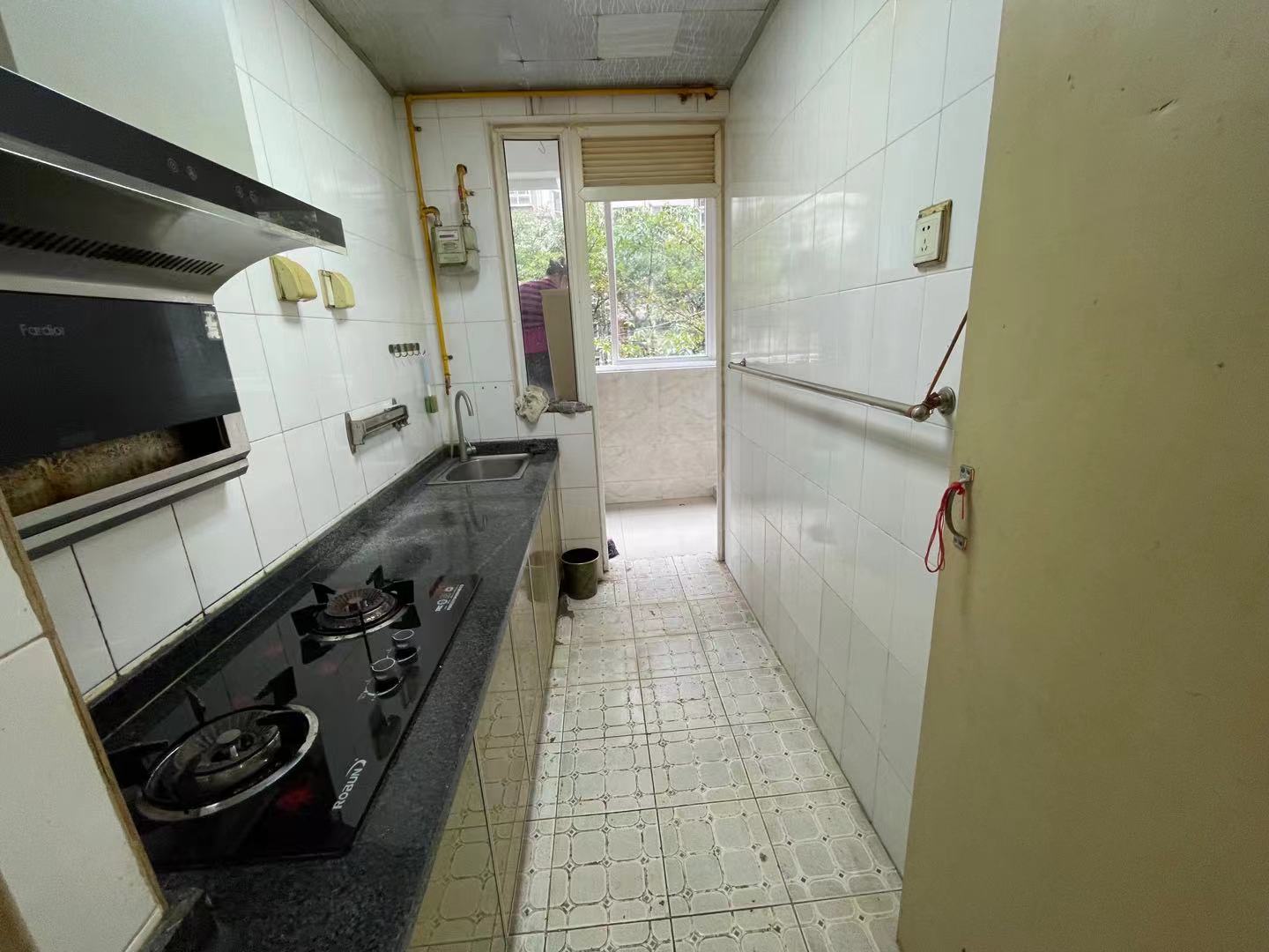 南湖锦苑 1室1厅1卫 1600.0元/月 南湖锦苑 1室1厅1卫 1600.0元/月室内图