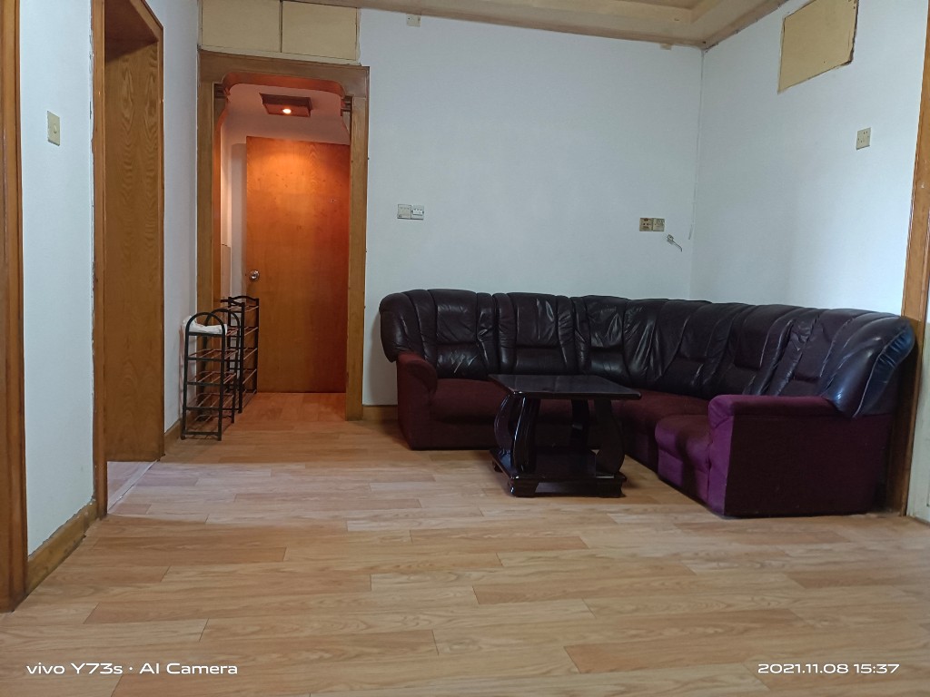 新华书店家属楼 3室2厅1卫 67.0万 新华书店家属楼 3室2厅1卫 67.0万客厅