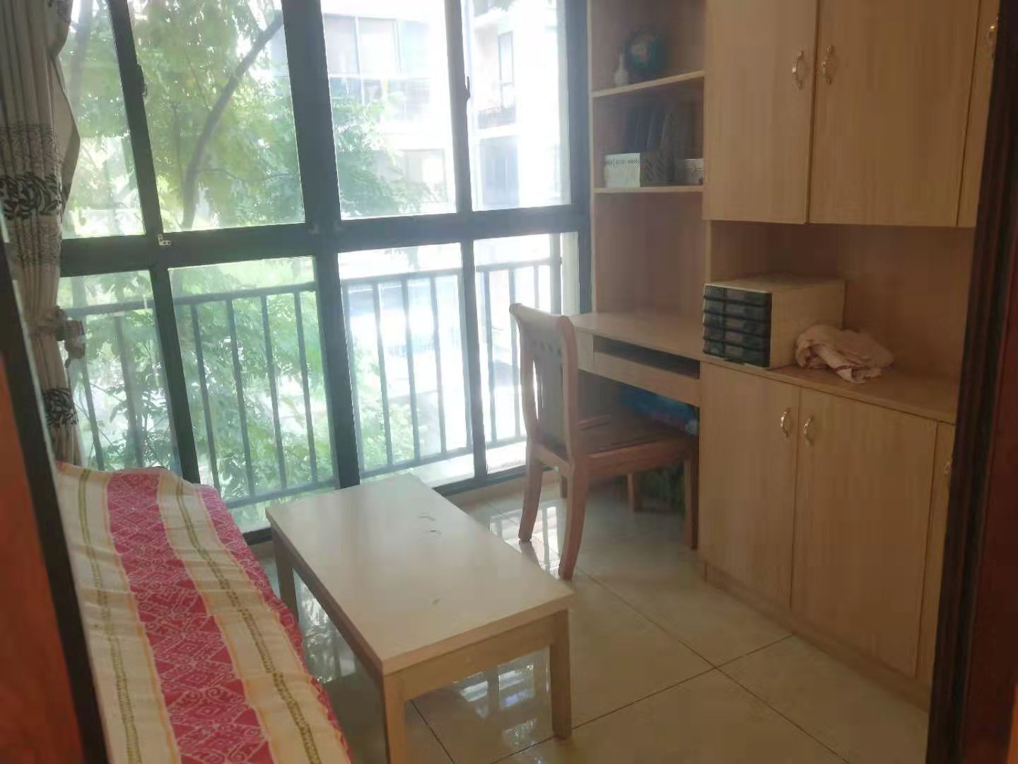 嘉盛华府 2室2厅1卫 1900.0元/月 嘉盛华府 2室2厅1卫 1900.0元/月室内图