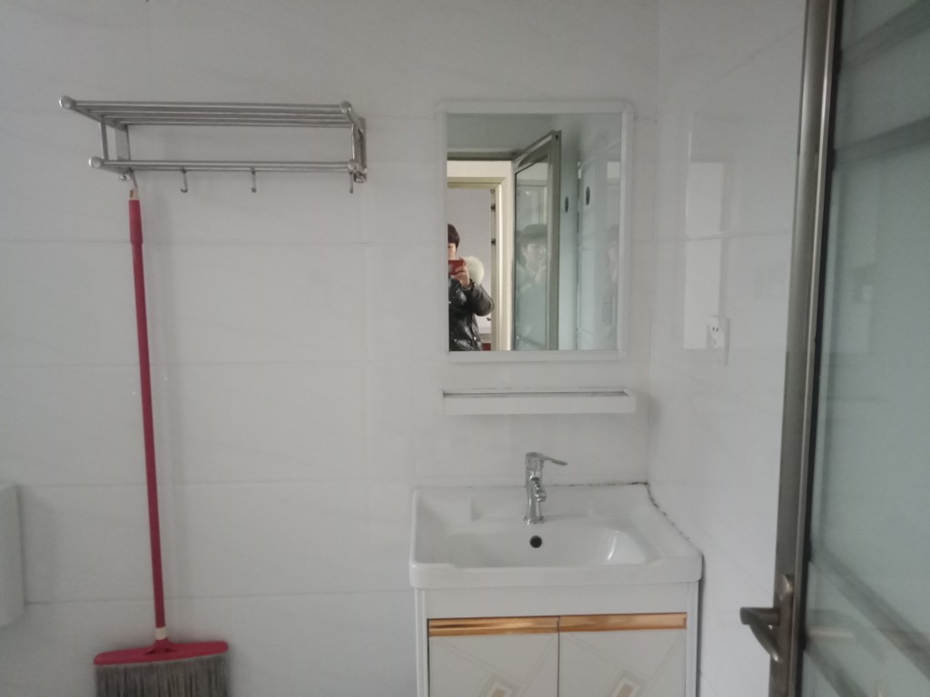 尚书房 3室2厅1卫 1500.0元/月 尚书房 3室2厅1卫 1500.0元/月室内图