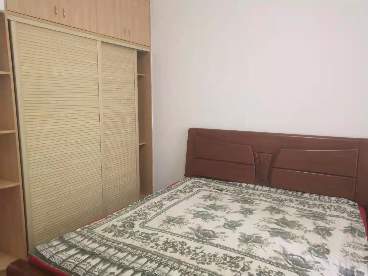 嘉盛华府 2室2厅1卫 1900.0元/月 嘉盛华府 2室2厅1卫 1900.0元/月室内图