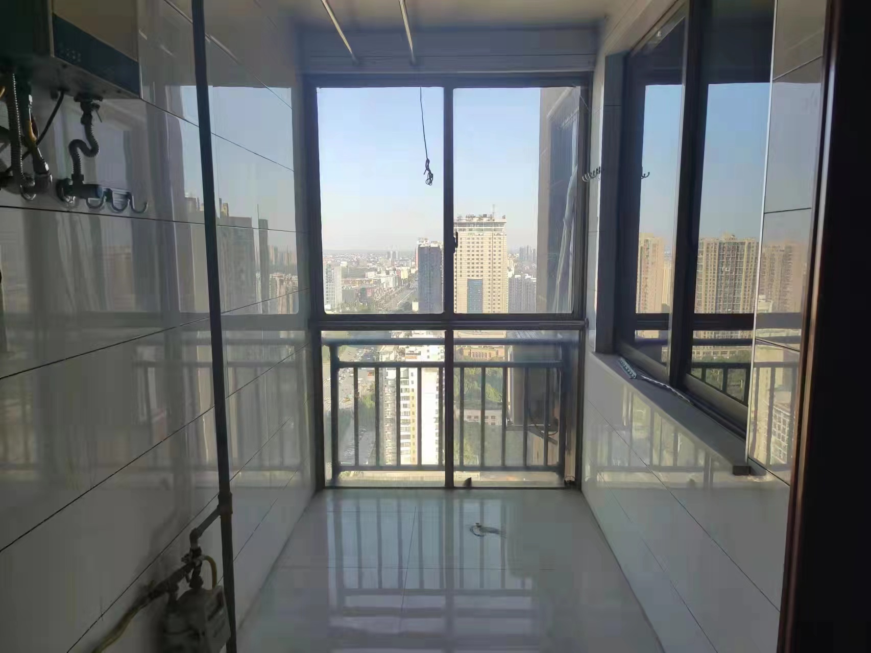 金源大厦 3室2厅2卫 2200.0元/月 金源大厦 3室2厅2卫 2200.0元/月室内图