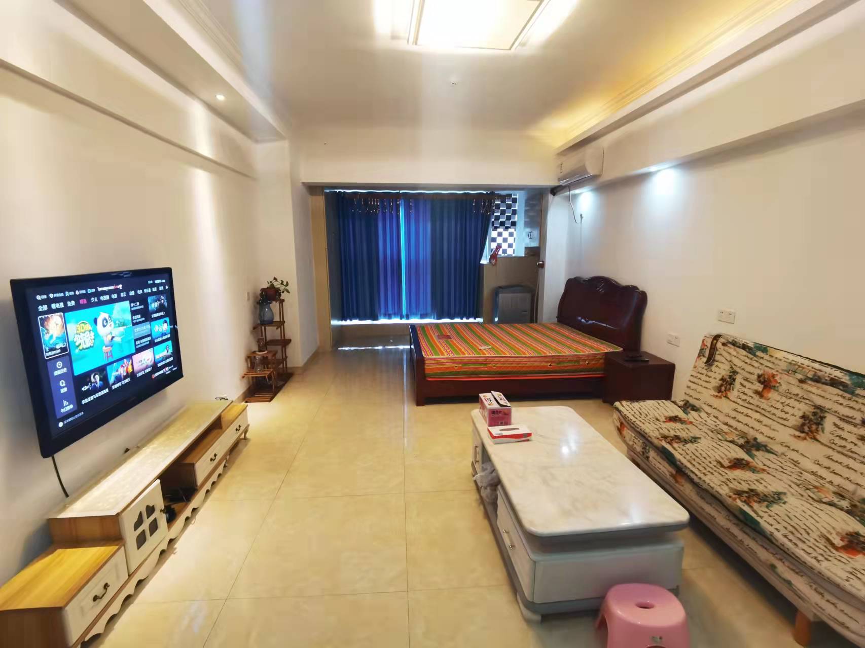 雄森国际  1室1厅1卫    1600.0元/月 雄森国际  1室1厅1卫    1600.0元/月