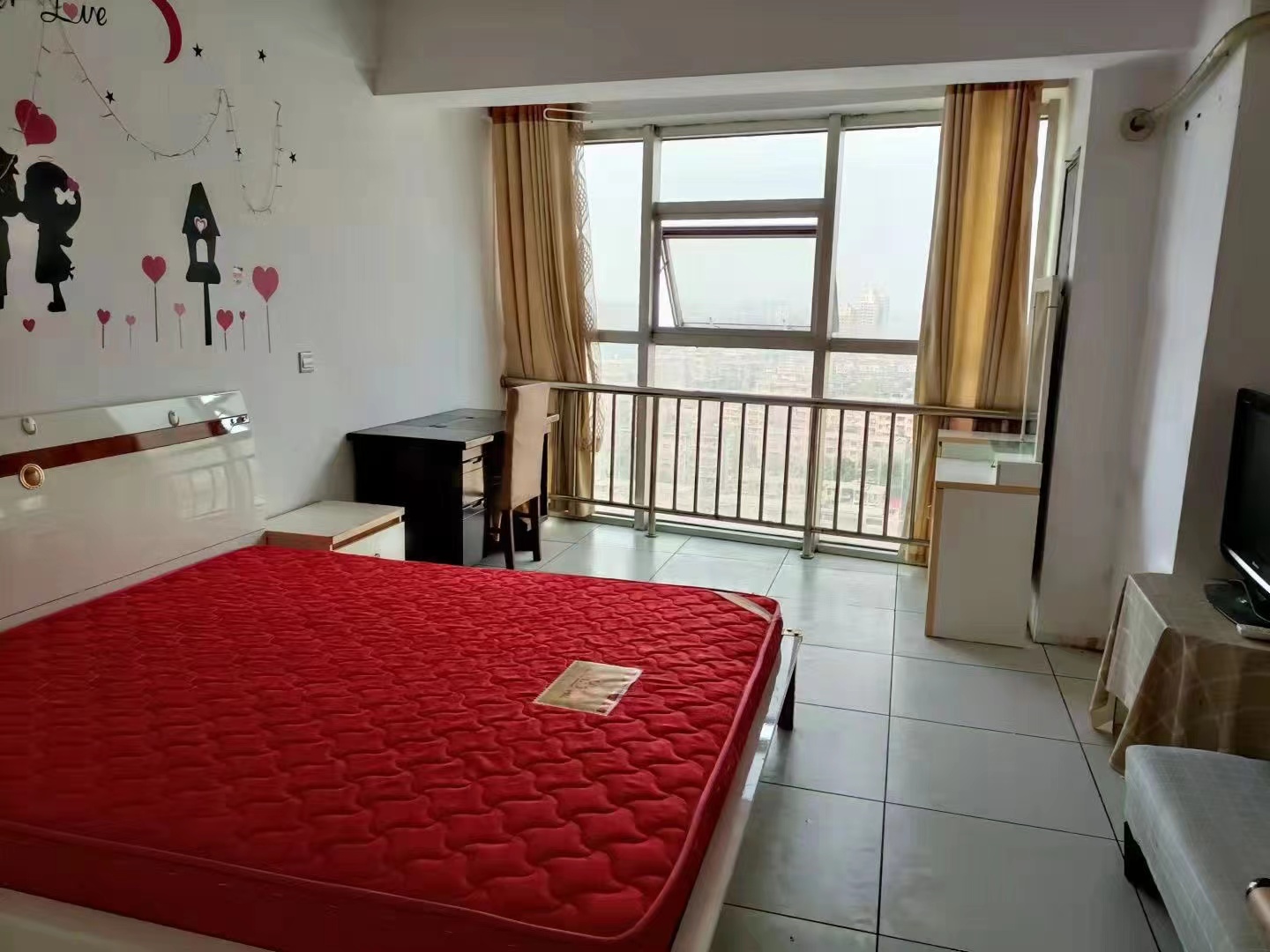 富华商业广场 1室1厅1卫 1.00元/月 富华商业广场 1室1厅1卫 1.00元/月室内图