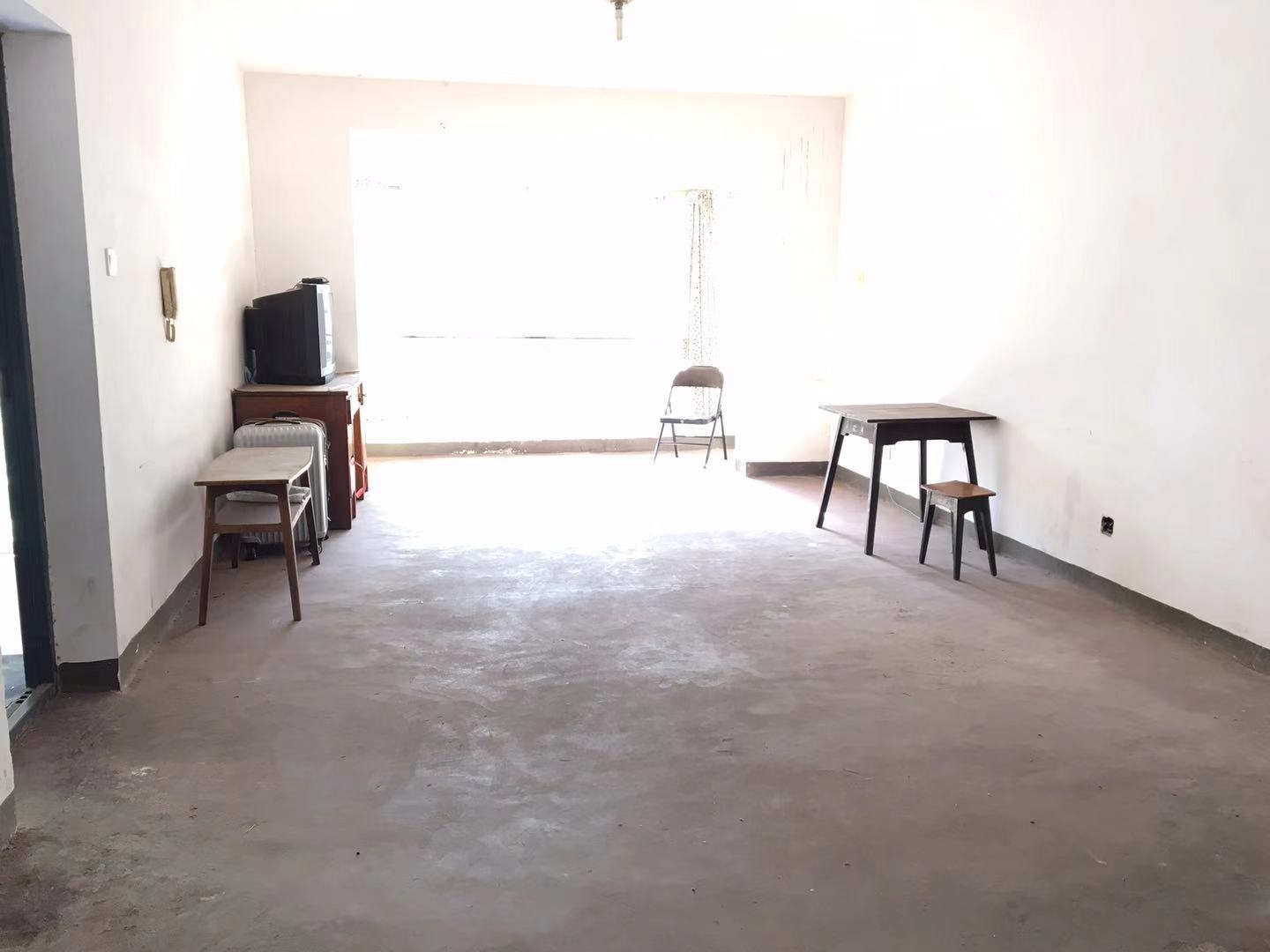 德馨园 3室2厅2卫 1600.0元/月 德馨园 3室2厅2卫 1600.0元/月室内图