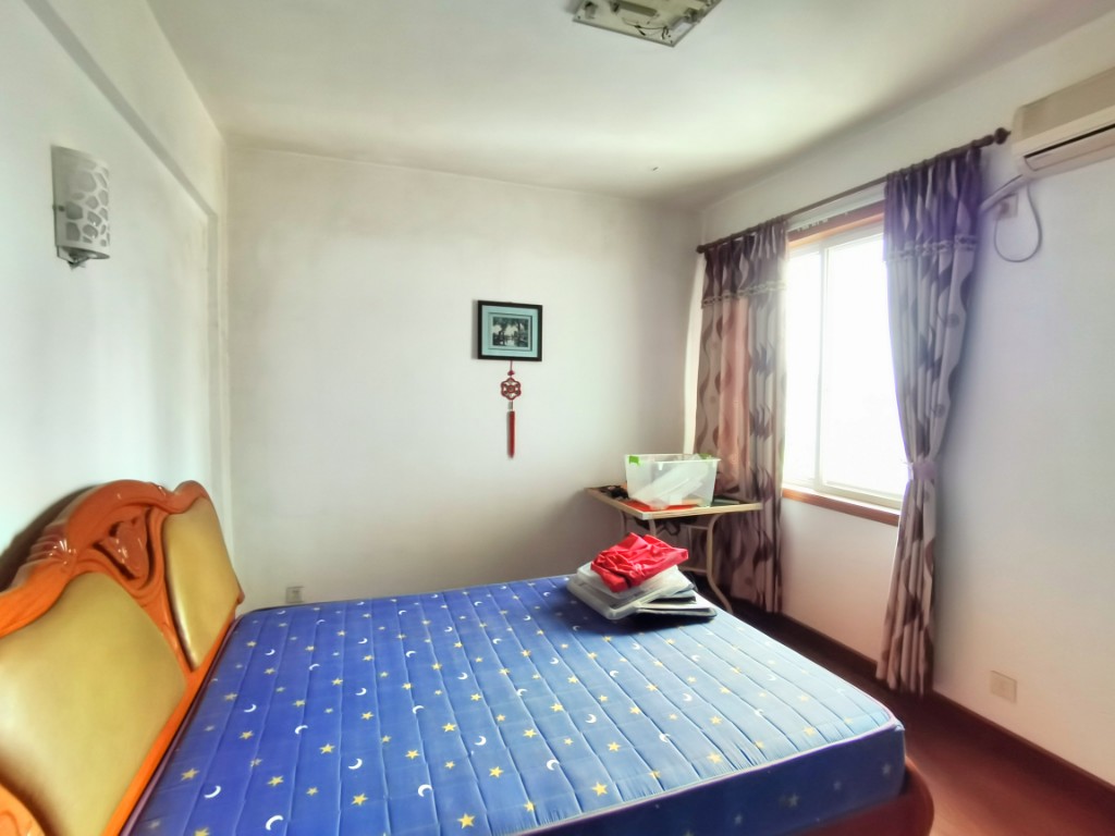 轩竹楼 3室2厅1卫 46.8万 轩竹楼 3室2厅1卫 46.8万客厅