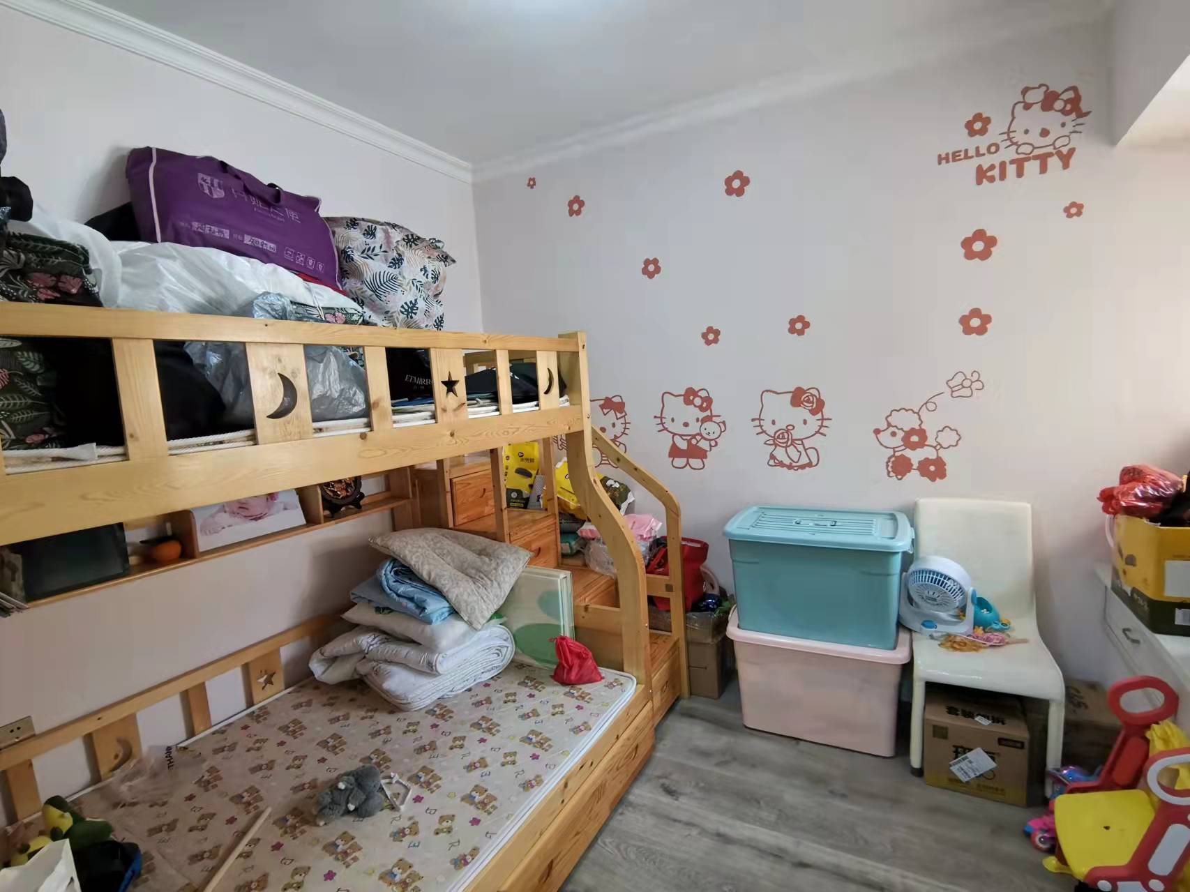 蓝溪谷 3室1厅1卫 65.0万 蓝溪谷 3室1厅1卫 65.0万客厅