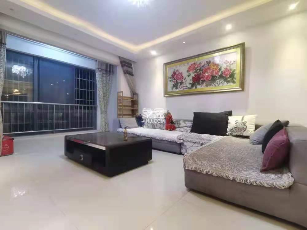 嘉墅翰林阁 3室2厅2卫 68.0万 嘉墅翰林阁 3室2厅2卫 68.0万客厅