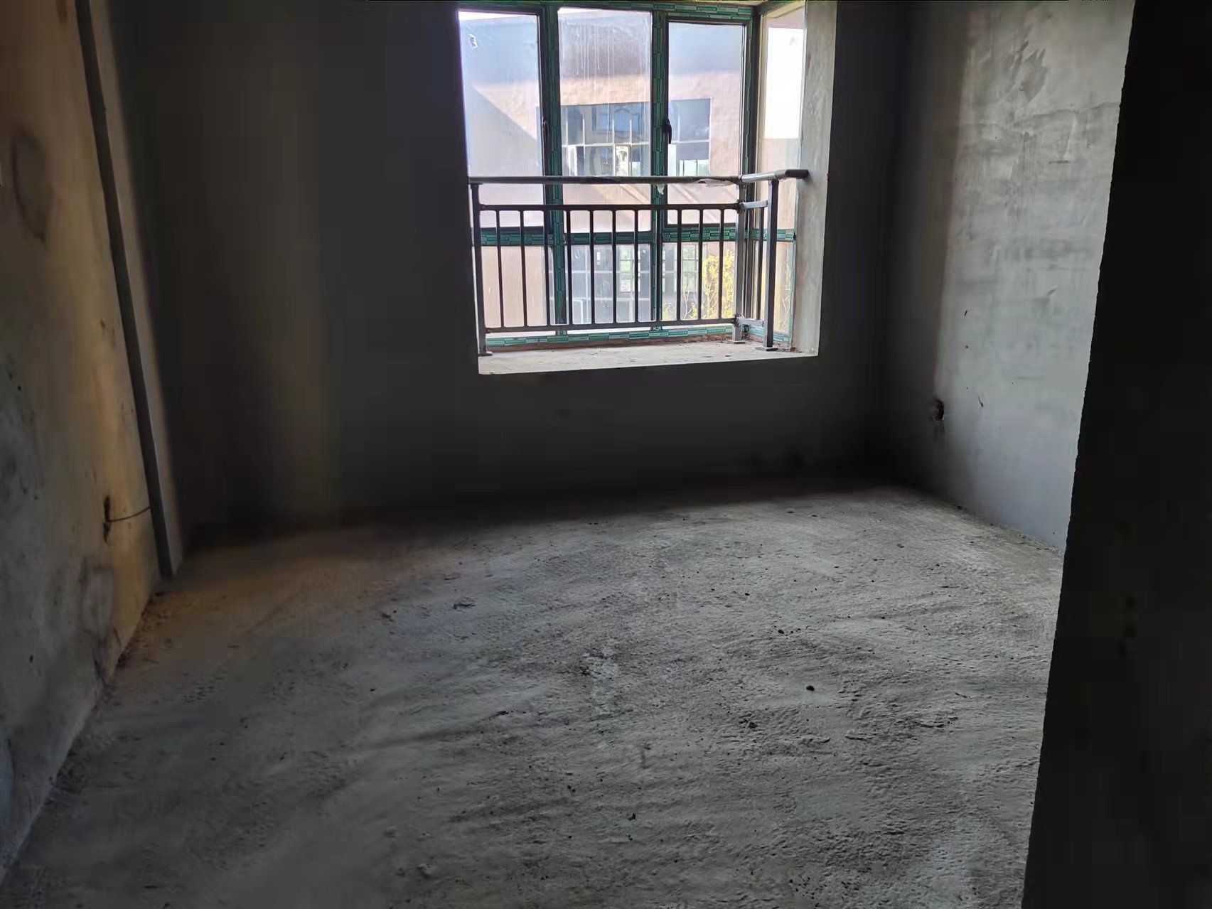 诚信东郡 3室2厅2卫 48.8万 诚信东郡 3室2厅2卫 48.8万卧室