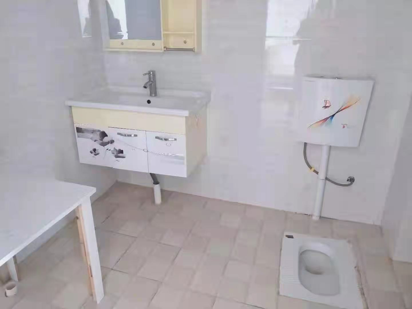 中天长岭阳光  5室1厅1卫   4500.00元/月户型图