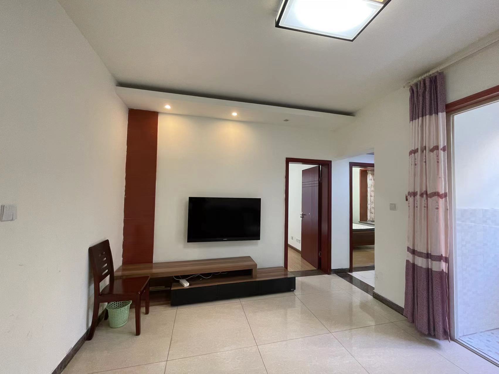 南湖锦苑 2室1厅1卫 2300.0元/月 南湖锦苑 2室1厅1卫 2300.0元/月室内图