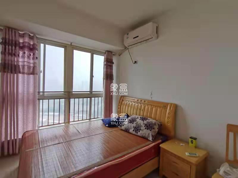 印象华都 3室2厅2卫 1800.0元/月 印象华都 3室2厅2卫 1800.0元/月室内图