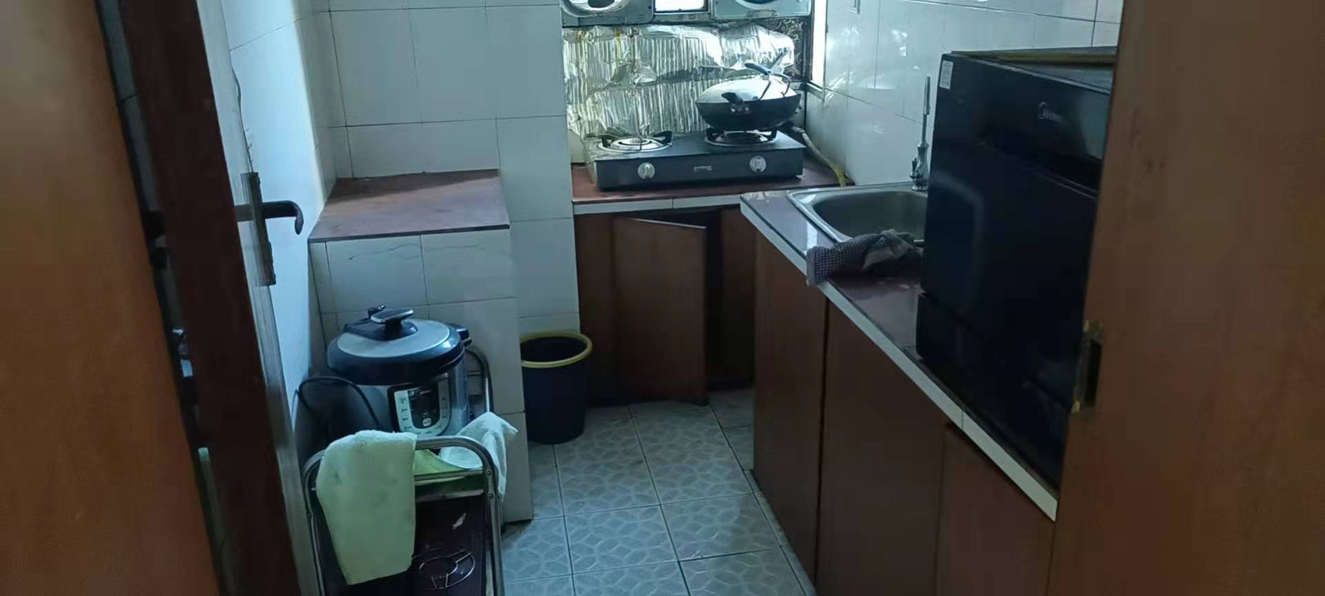 全丰小区 2室2厅1卫 800.0元/月 全丰小区 2室2厅1卫 800.0元/月室内图