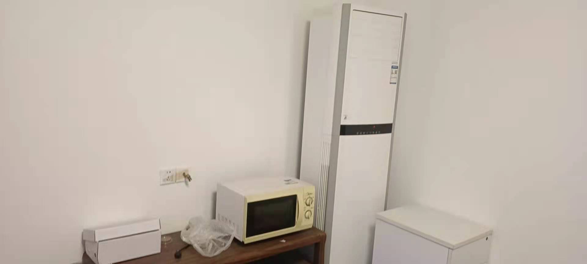 全丰小区 2室2厅1卫 37.6万 全丰小区 2室2厅1卫 37.6万卫生间