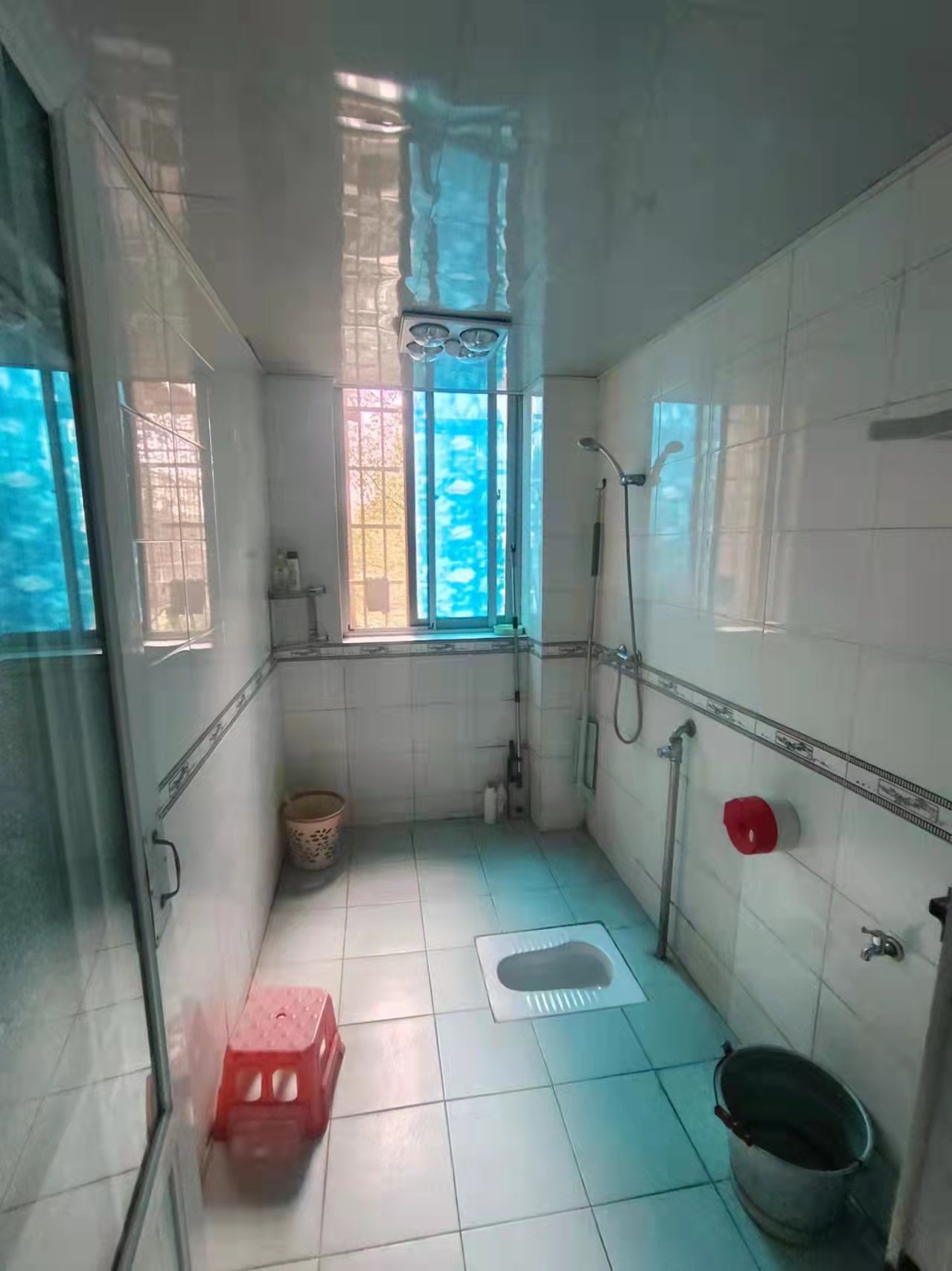 紫东花园 3室2厅1卫 1300.0元/月 紫东花园 3室2厅1卫 1300.0元/月室内图