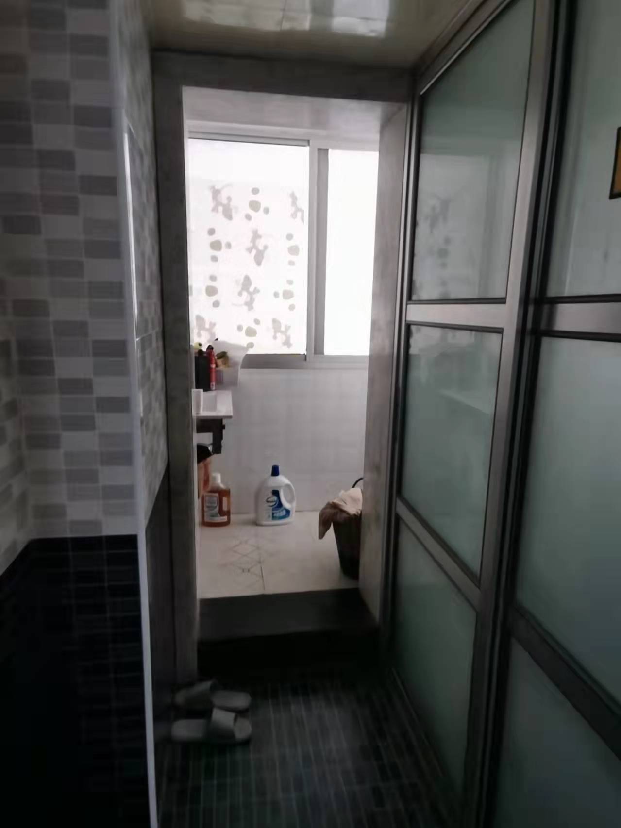 宇元万向城 2室2厅1卫 2000.0元/月 宇元万向城 2室2厅1卫 2000.0元/月室内图