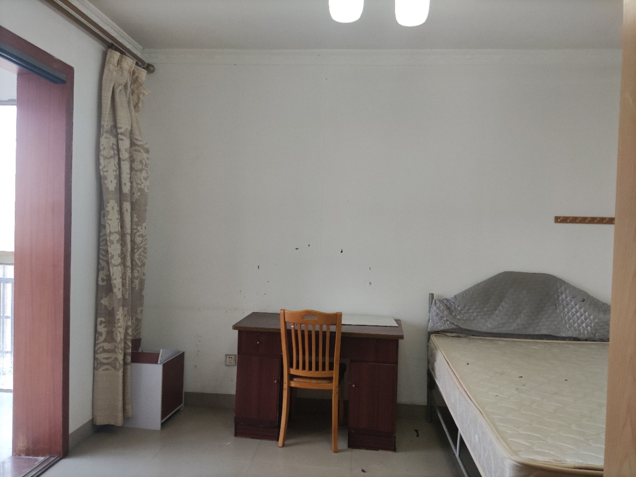 一品恒城  3室2厅1卫    1700.0元/月 一品恒城  3室2厅1卫    1700.0元/月室内图